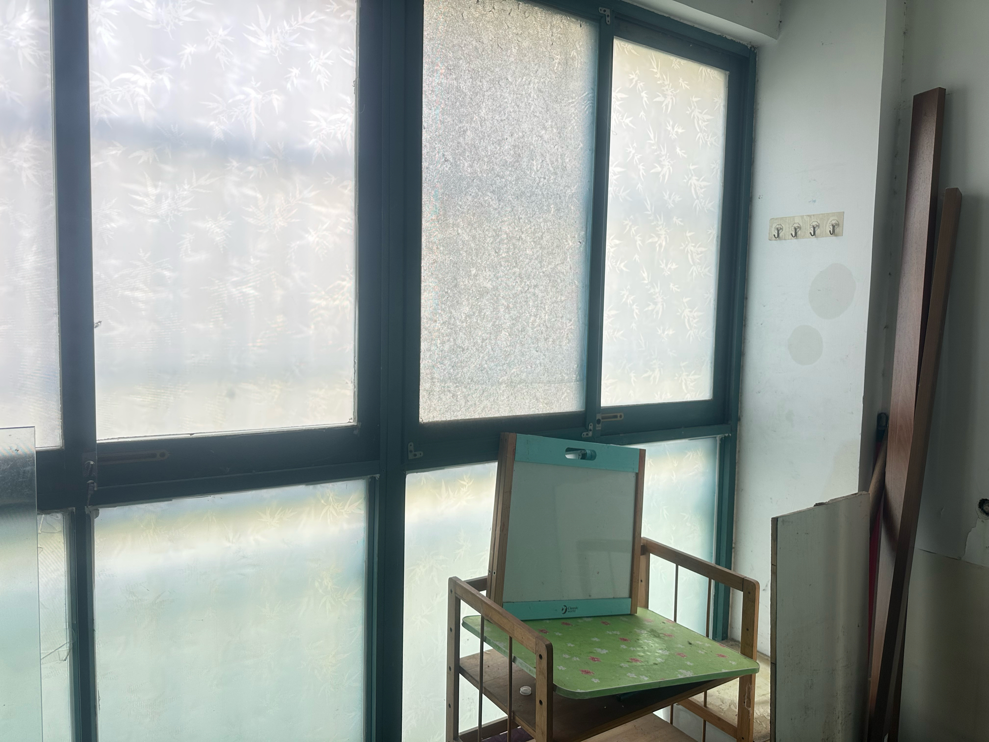 巴黎春天 102平三室两厅 采光好配套全 学区房交通便利_11