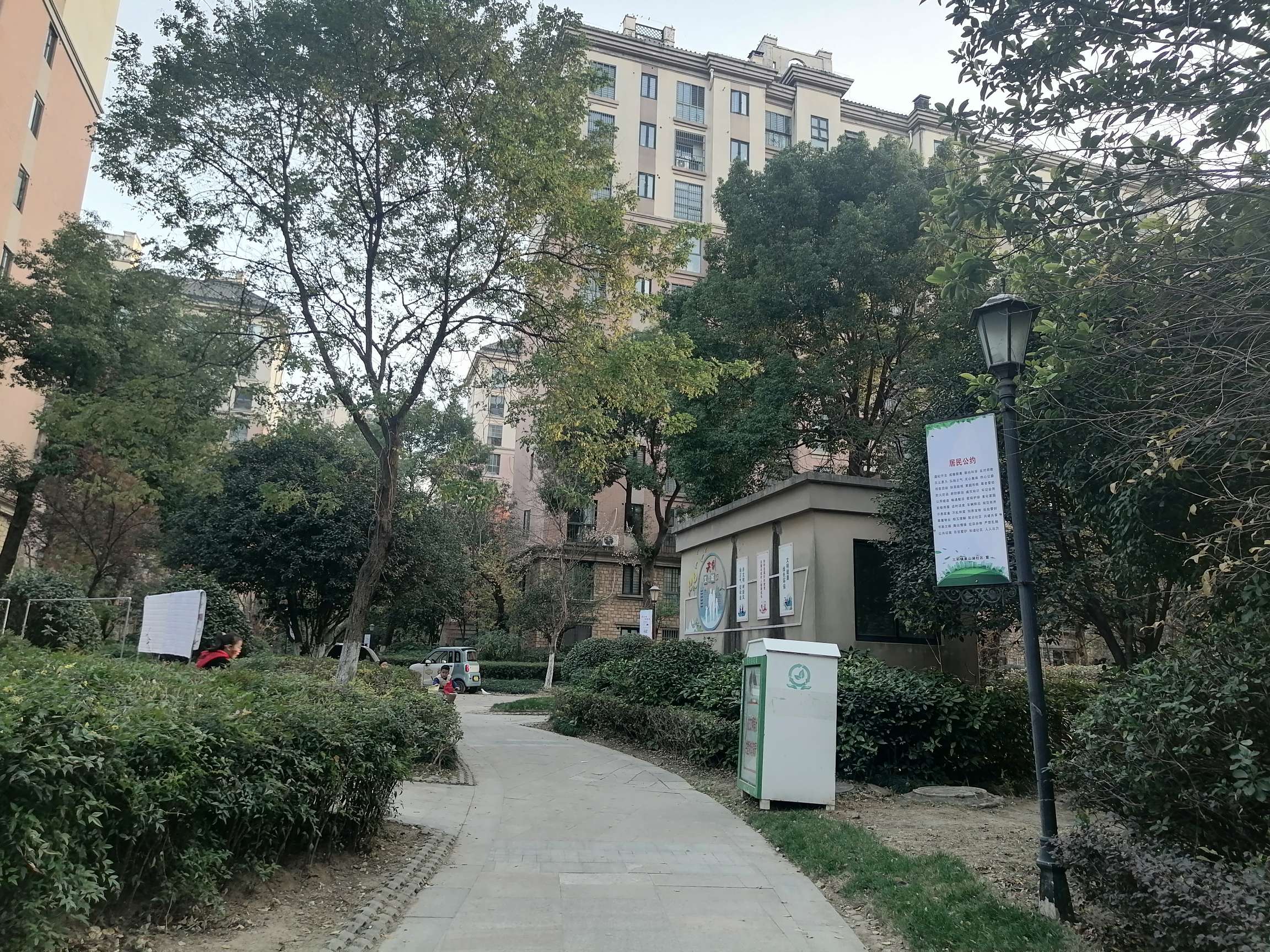 泉山湖 124平 三室两厅 学区房 交通便利 简装出售_12
