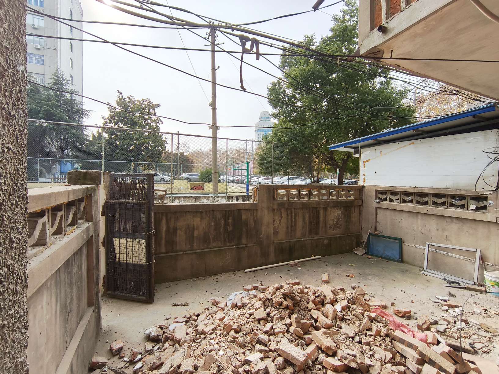 桂苑东区 55平 两室一厅 满两年 学区房 配套齐全_6