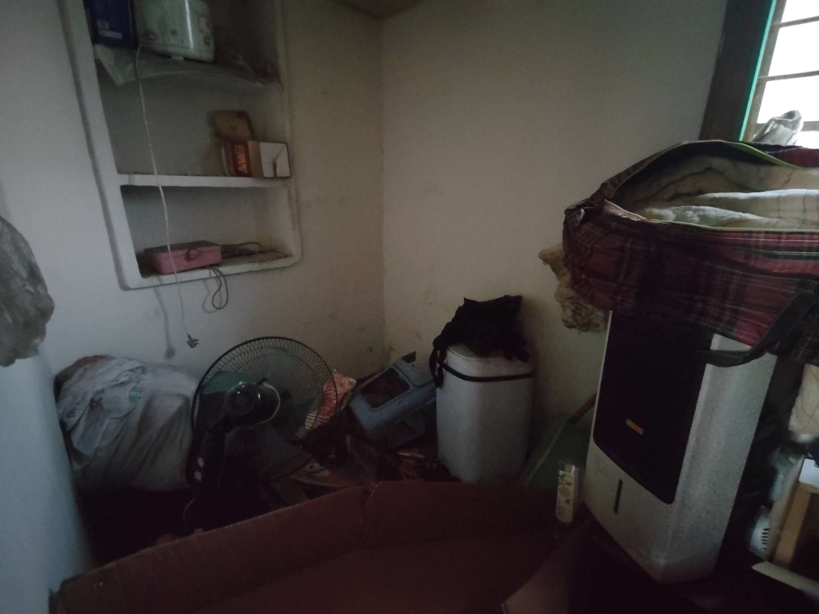 白云新村 56平 南向两室 简装 配套齐全_6
