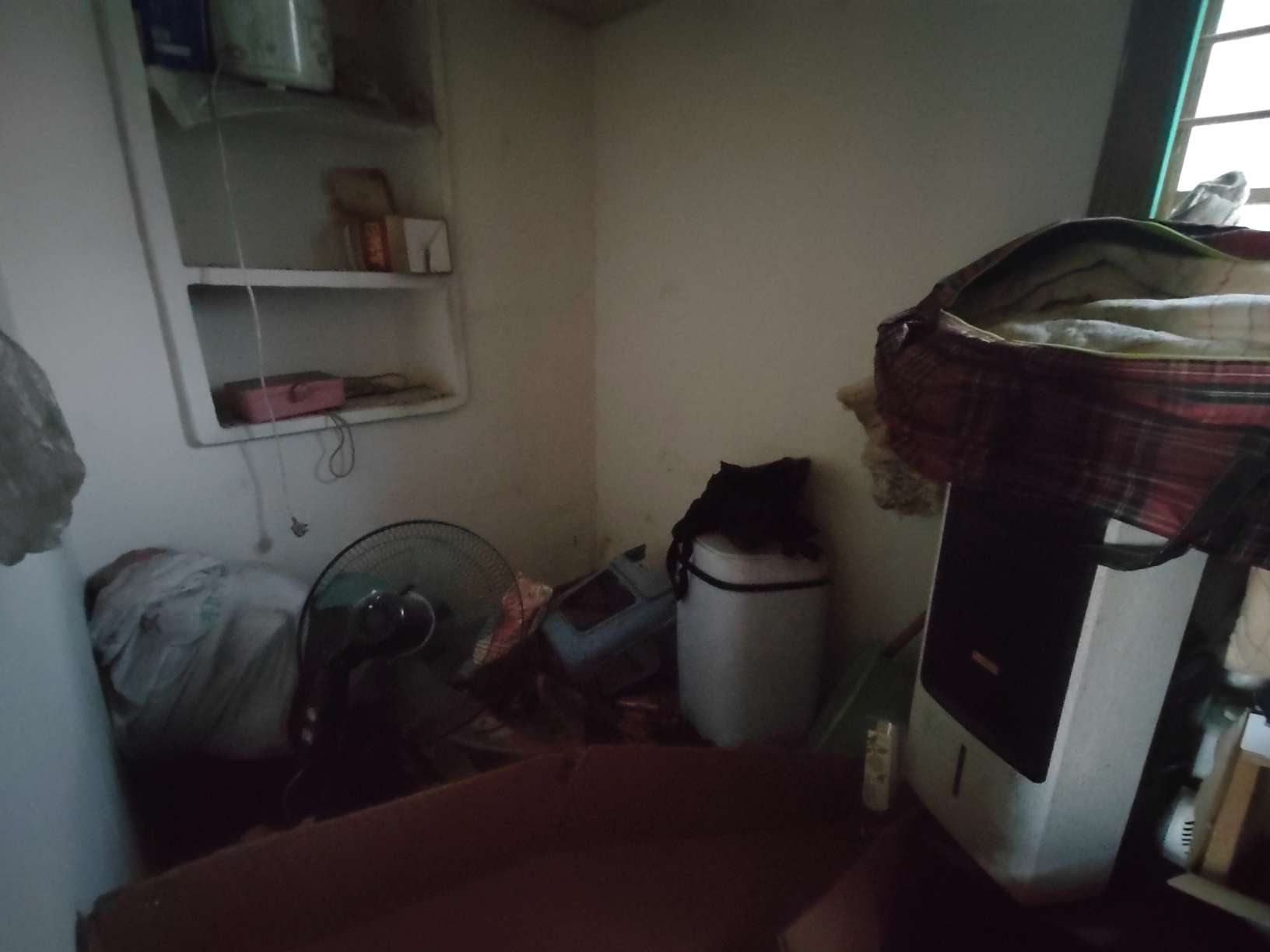 白云新村 56平 南向两室 简装 配套齐全_3