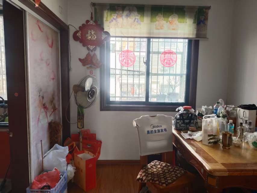 李郢孜新村C区 81平 三室一厅 满两年 交通便利 采光好_2