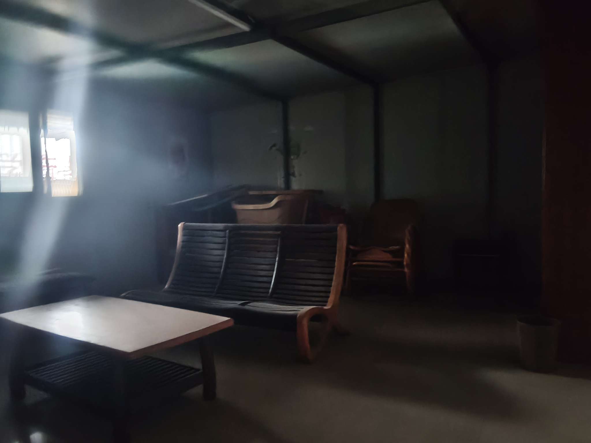 洞二小商住楼 77平 两室两厅 学区房 交通便利 普装出租_9