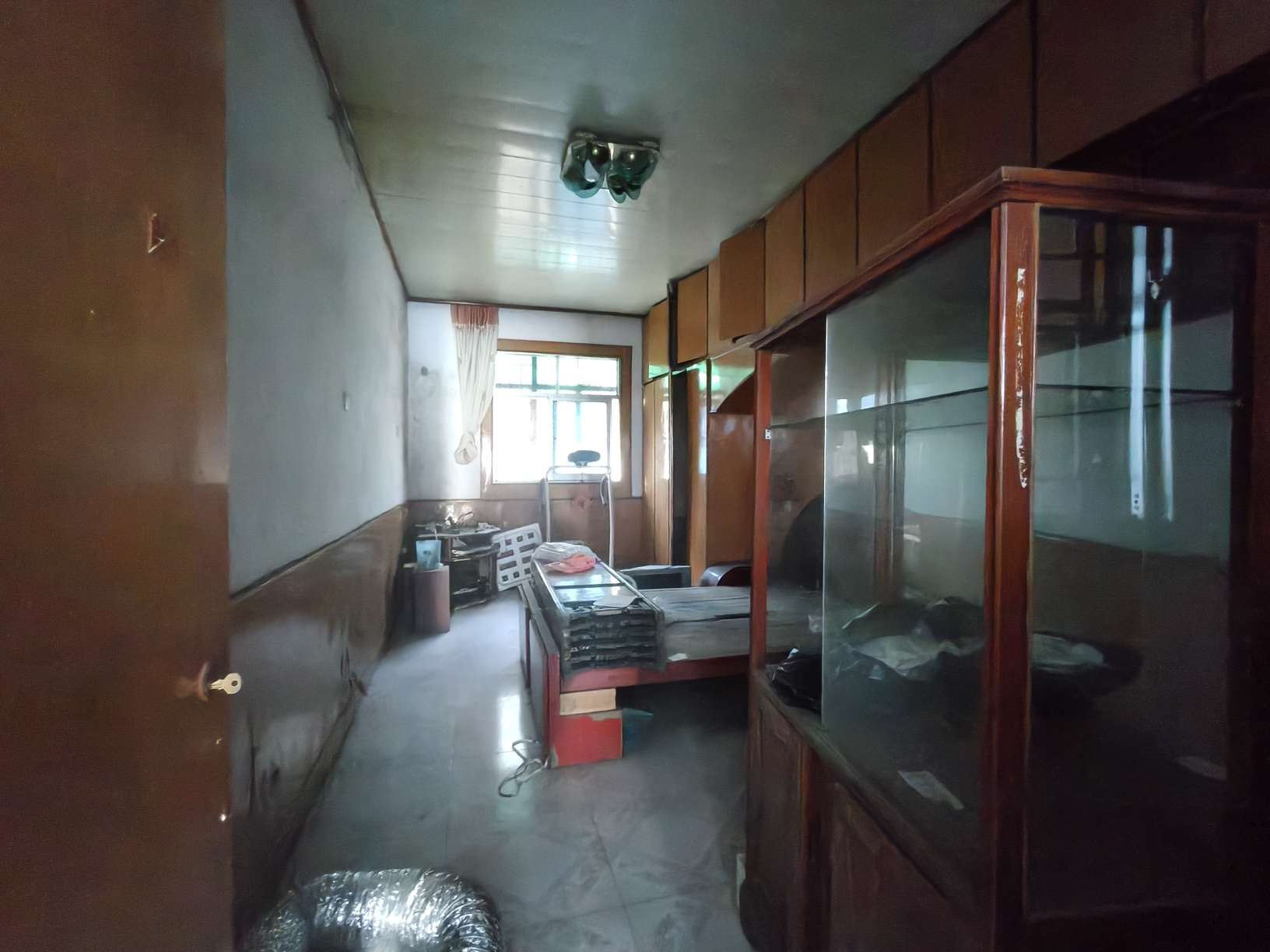 精神病大院 57平 两室两厅 交通便利 简装好房_2