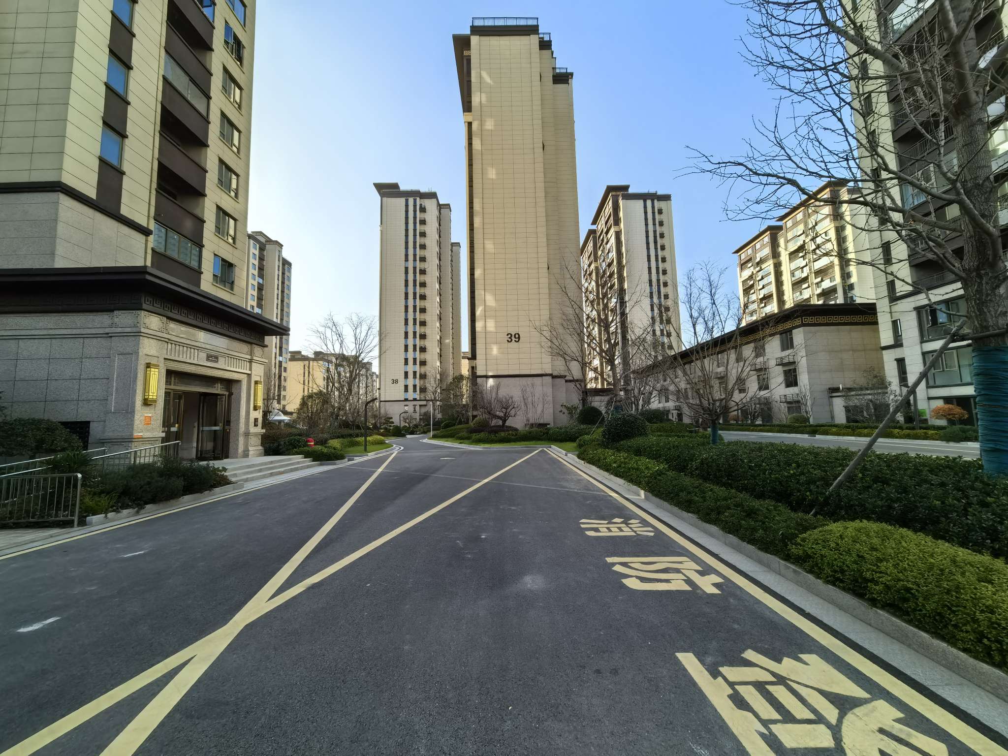 环球港三期 121平 三室两厅 采光好环境好 配套齐全 毛坯现房_10