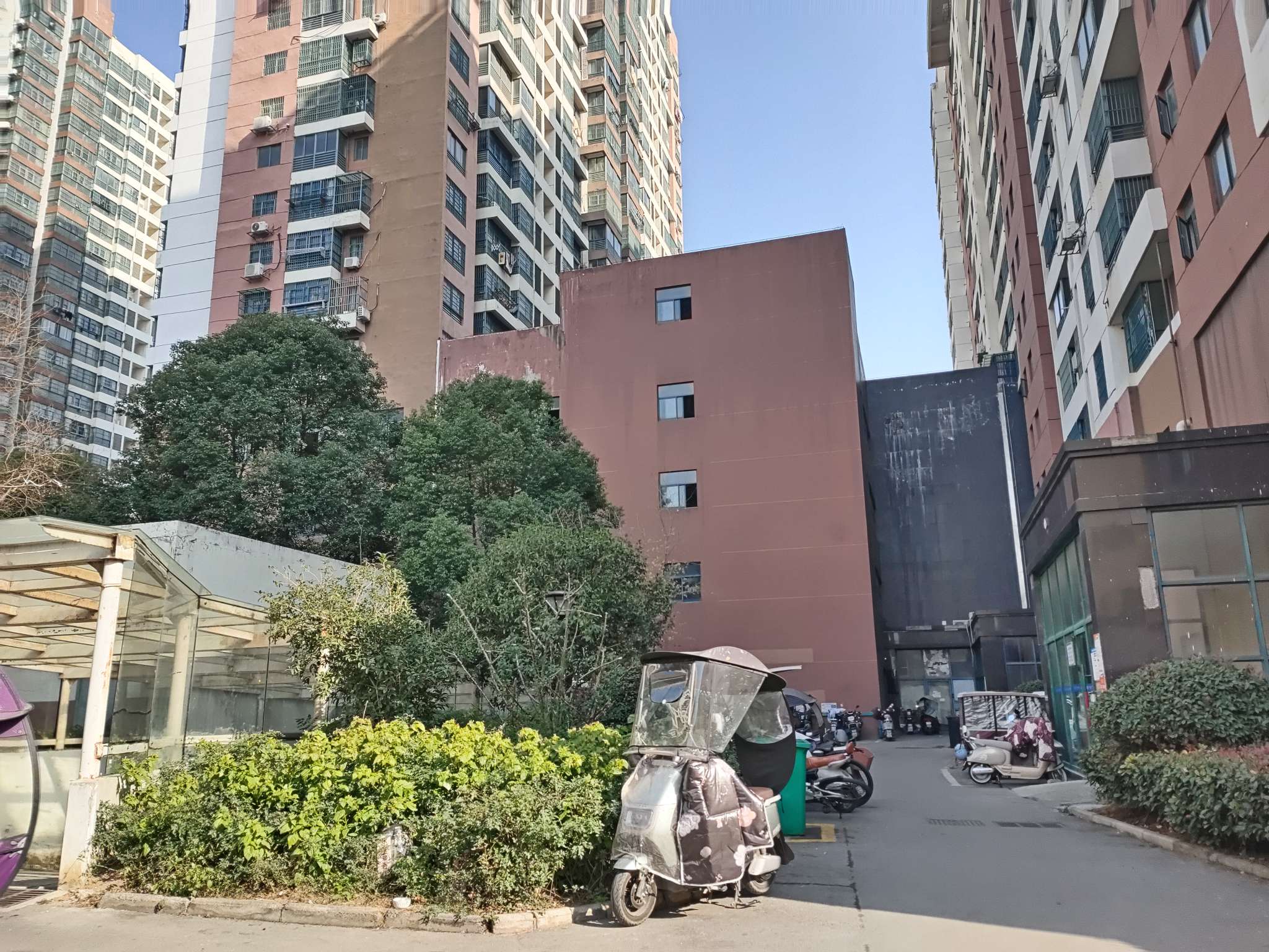 金玉花园 93平 南向两室两厅 毛坯 交通便利_9