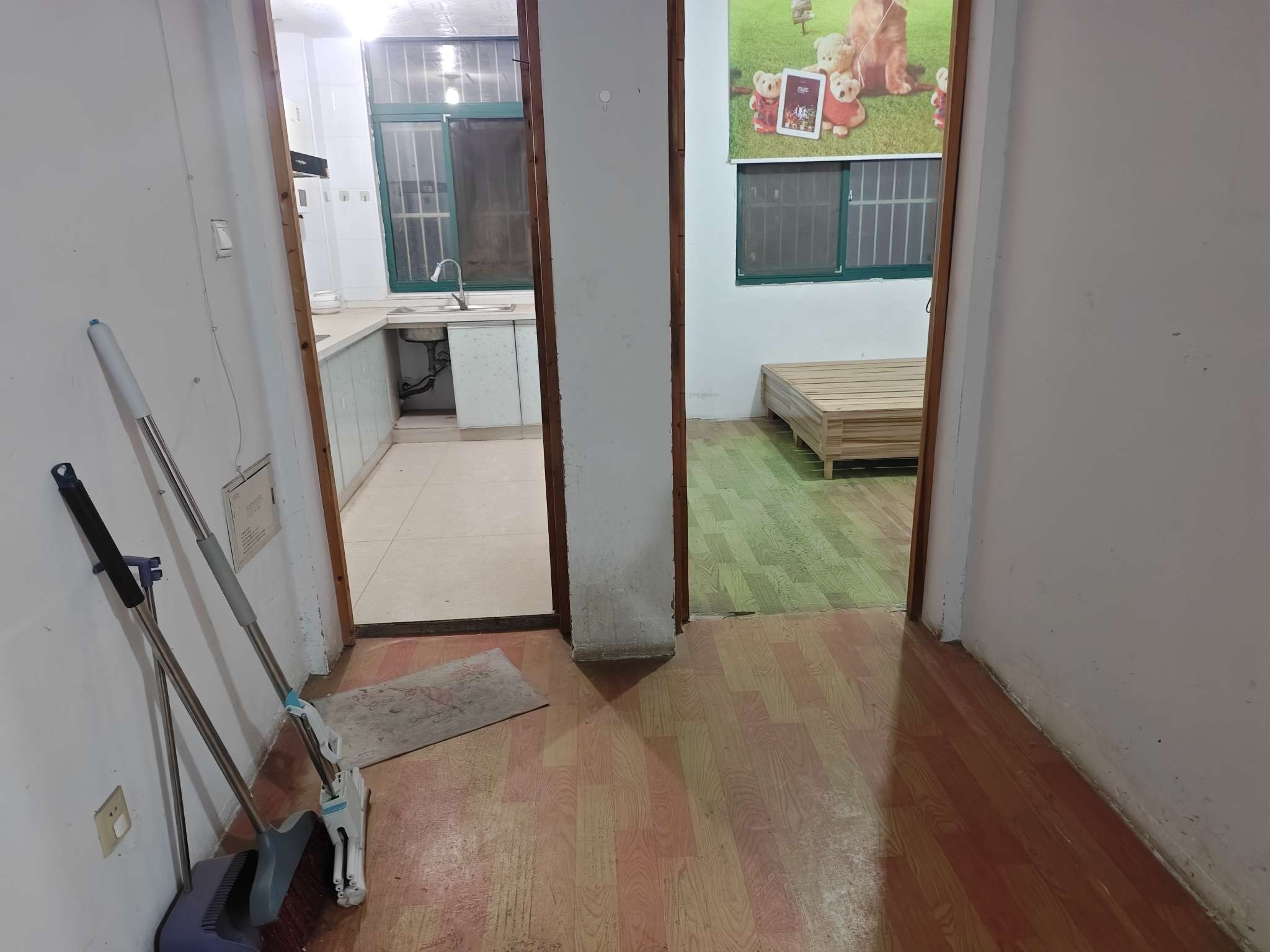东津花园97平南向三室 简装 交通便利 随时看房_7