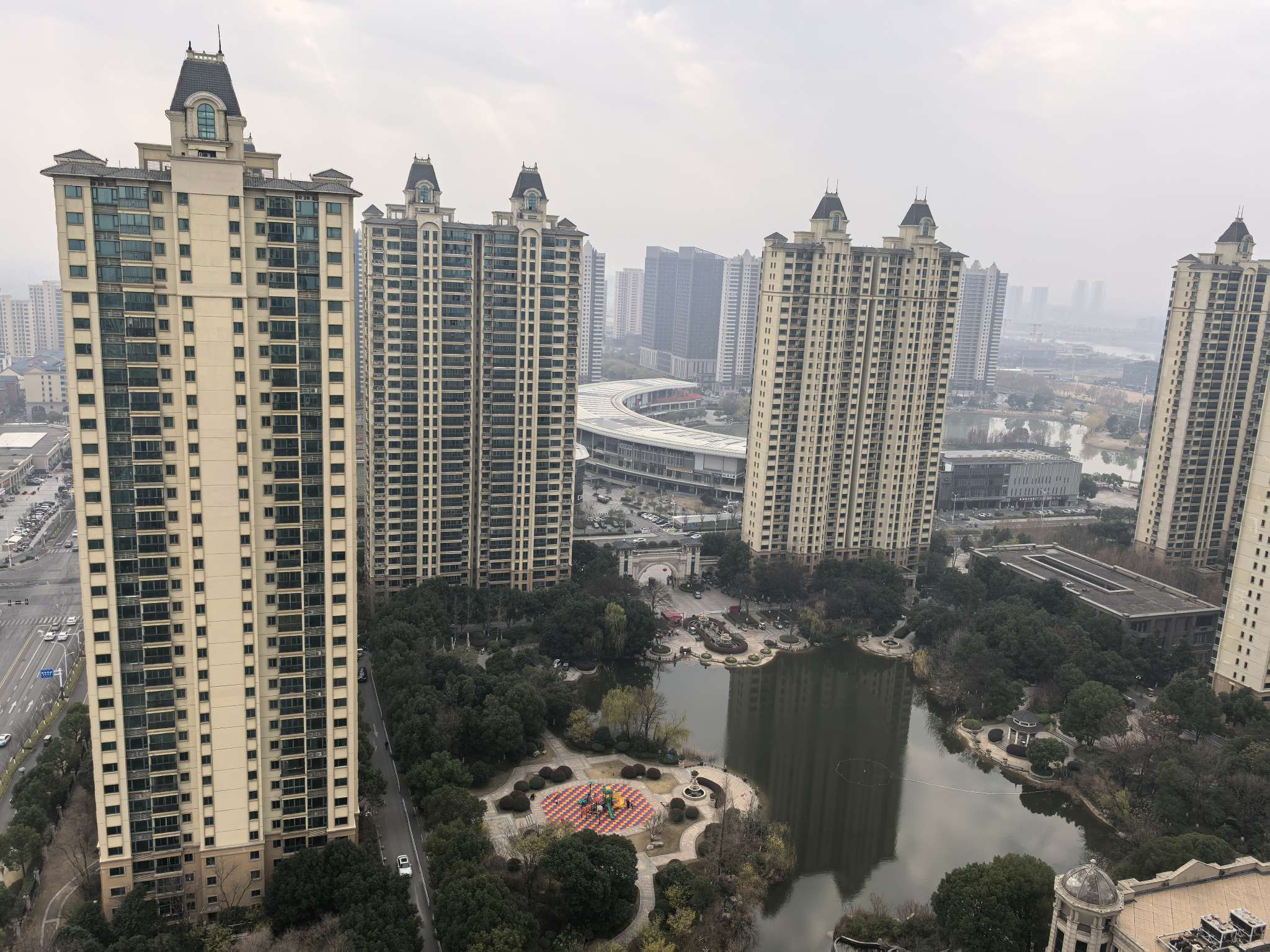 恒大绿洲 140平 精装三室两厅 满两年 采光好 随时看房_13