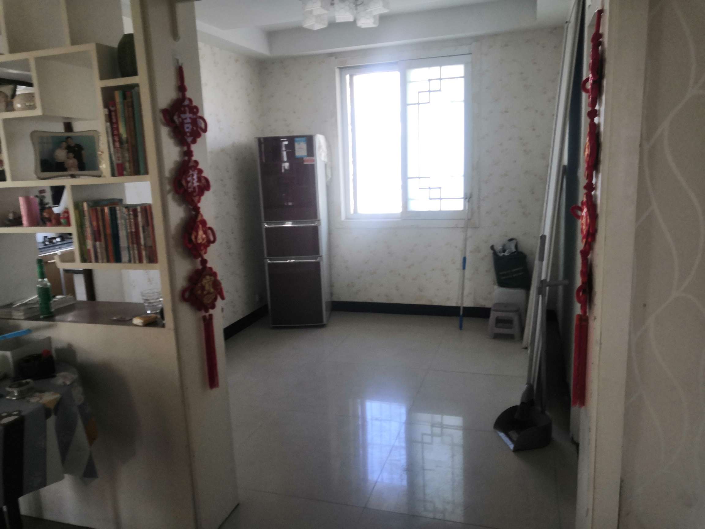 东风小区120平 三室两厅 南北通透 采光好 简装宜居_8