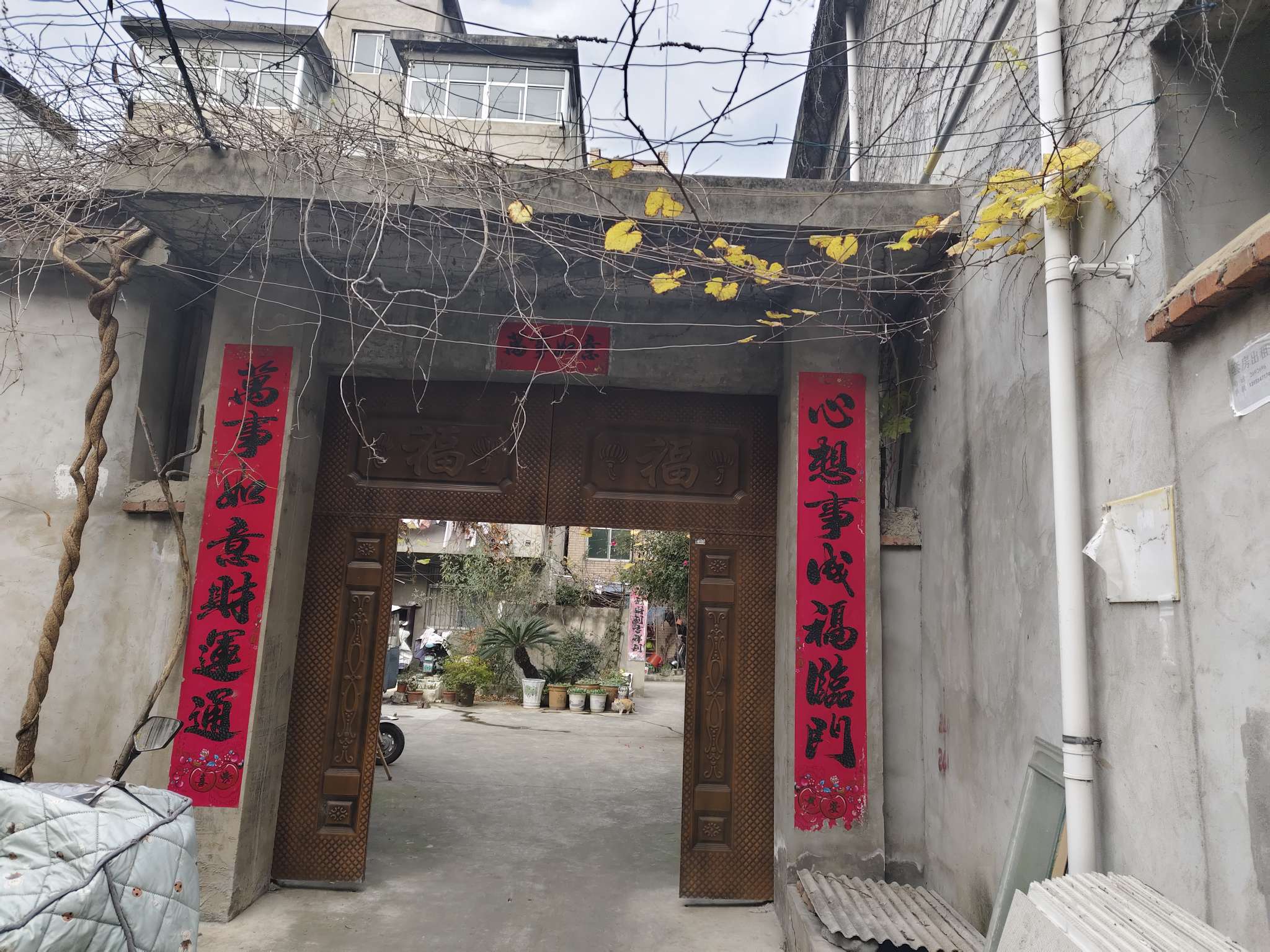 纺织厂家属楼 70平 两室一厅 普装 月租500元 采光好随时看房_7