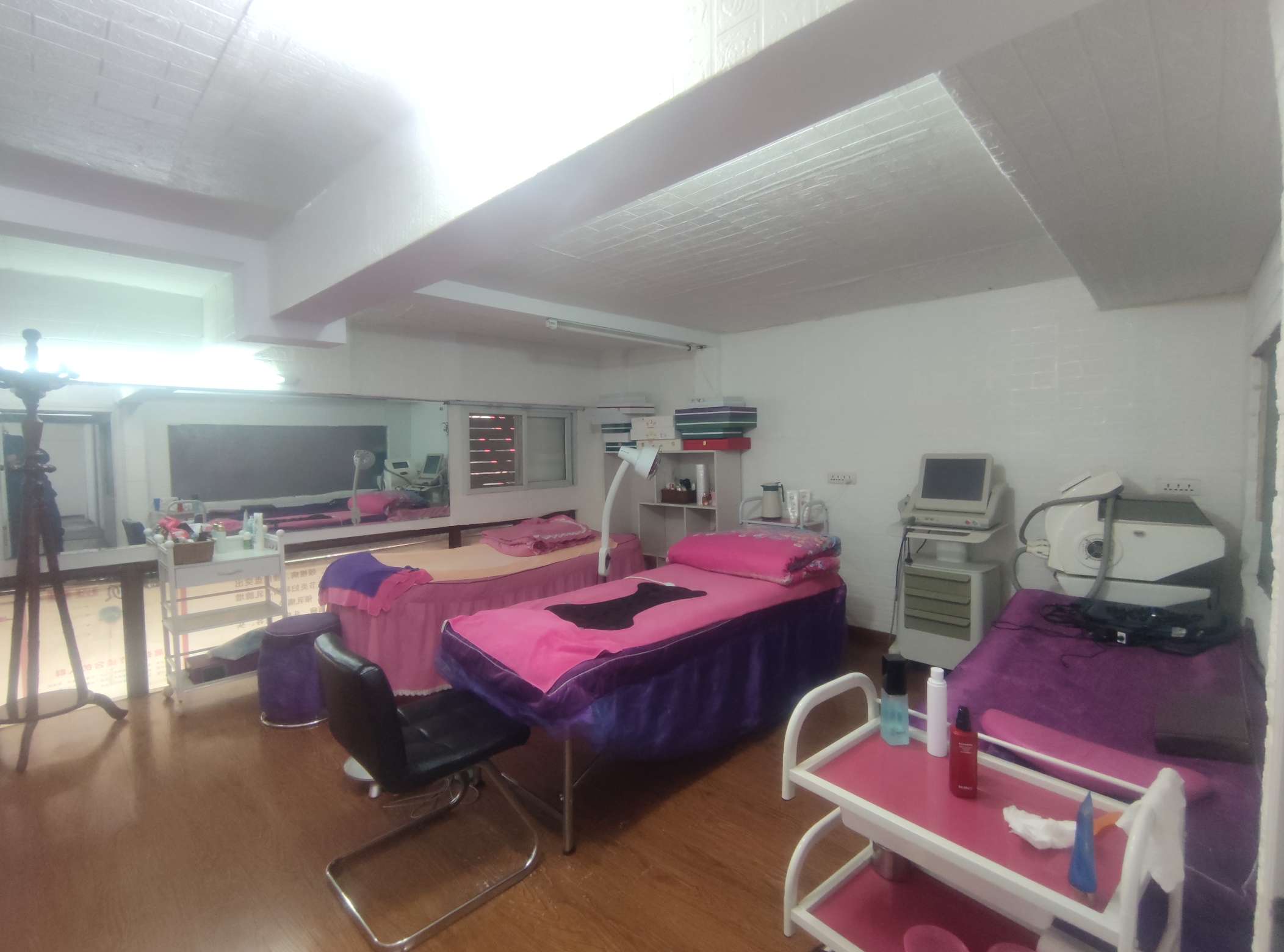瀚城二期 61平临街旺铺 精装修可用明火 优质地段人流密集_8