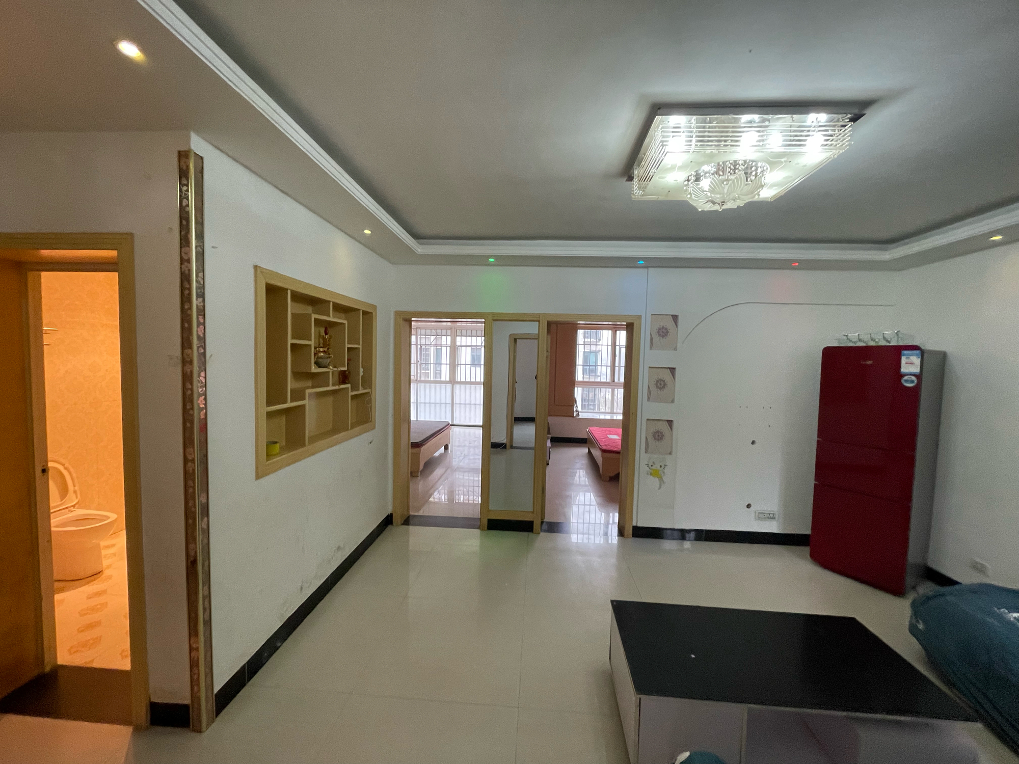 毕家岗新建村A区 80平 两室两厅 775元/平 简装好房_2