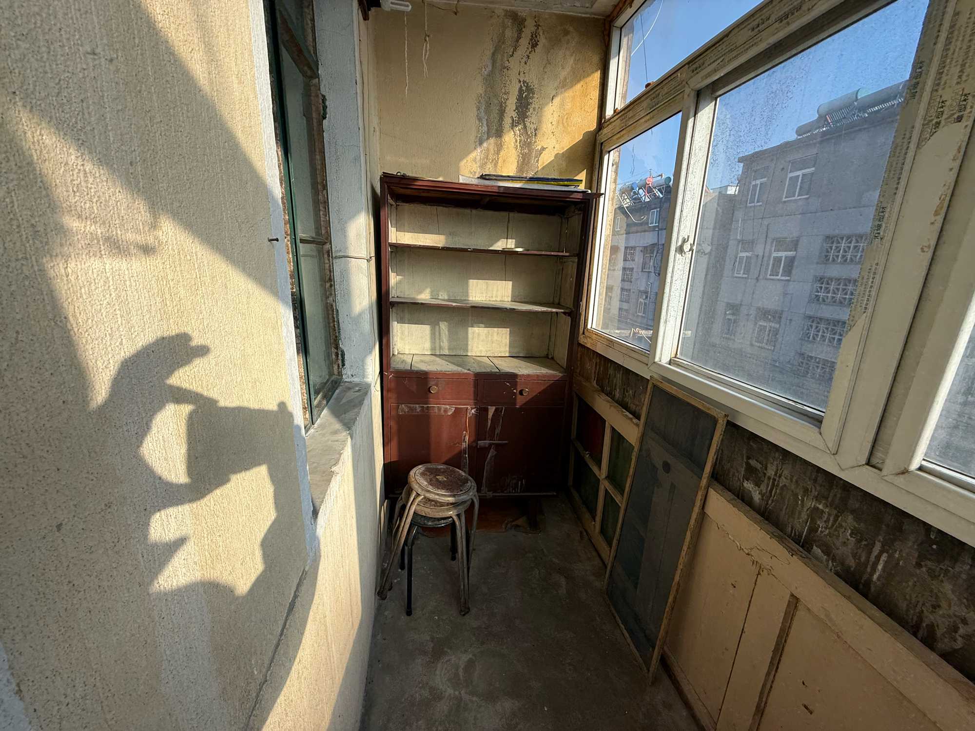 东城社区邮电局家属楼 51平 南向两居 满两年简装 交通便利_6