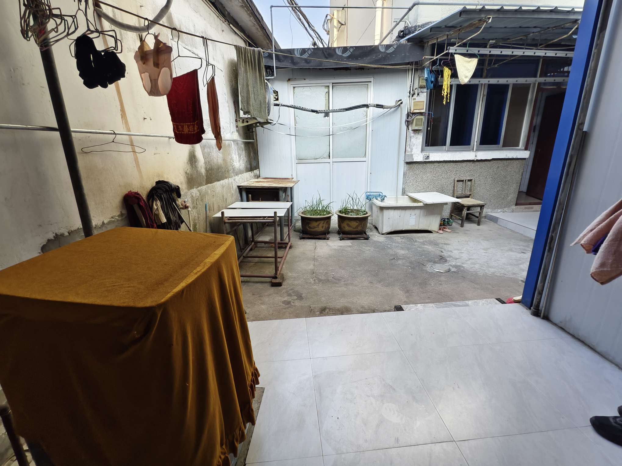 铁路南村  三室一厅  普装一楼带院子对外出租_15