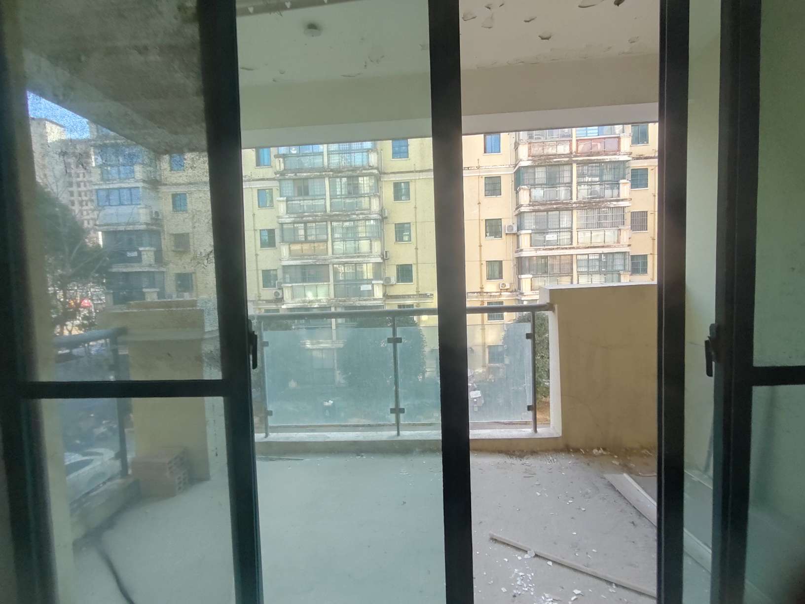 巴黎春天供暖社区_6