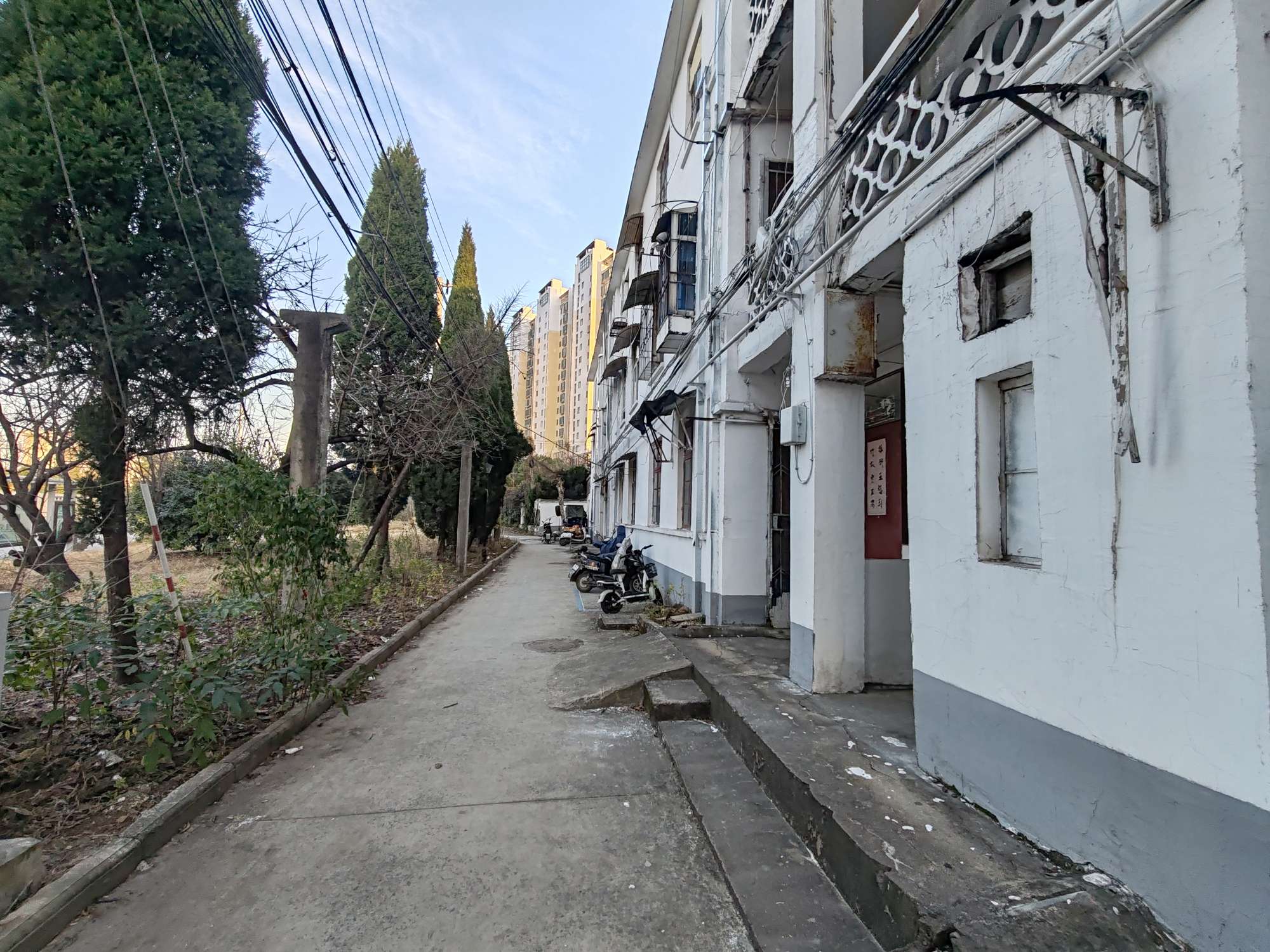 靠山村 39平 南向两室一厅 简装 交通便利 随时看房_10