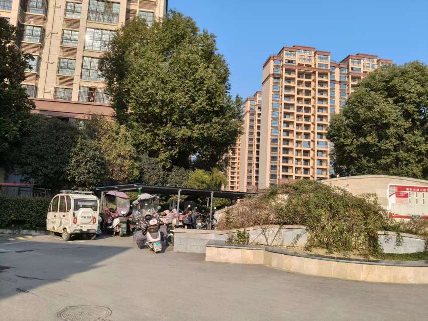 泰府名邸 112平 三室两厅 满两年 交通便利 环境优美_12