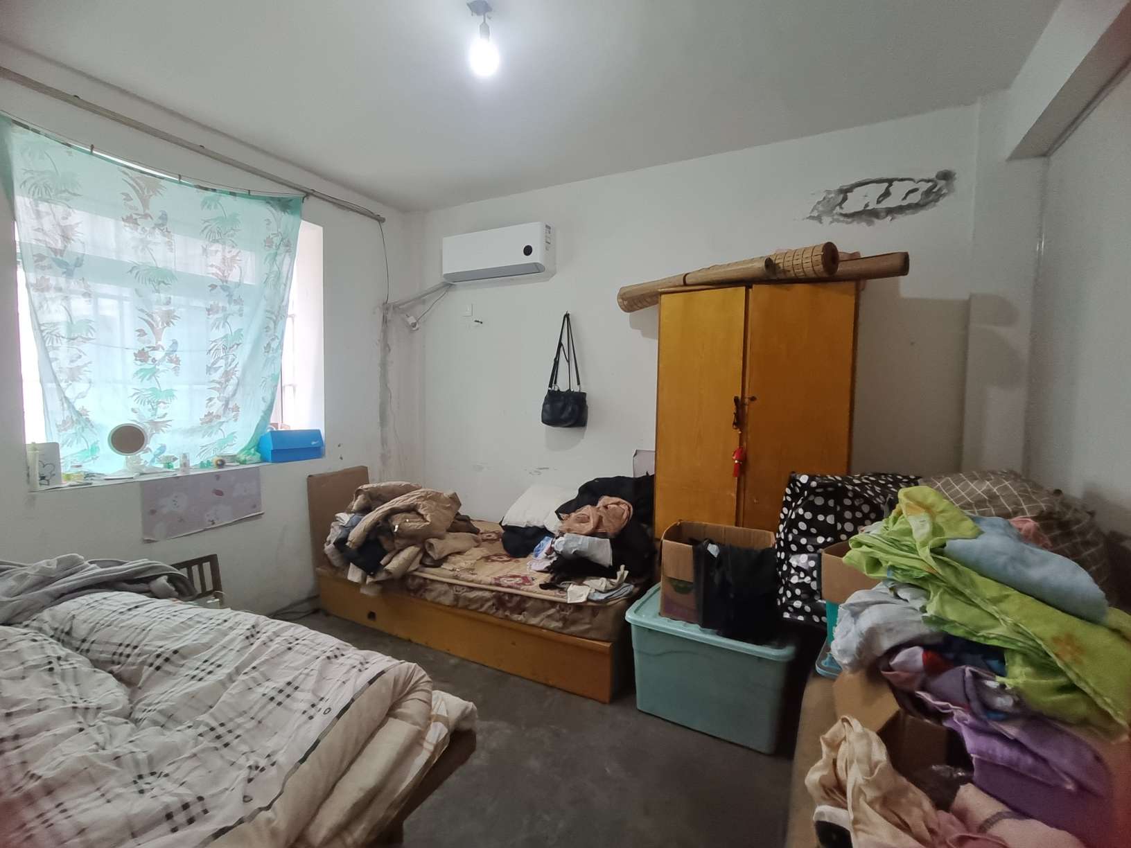 天宝花园 93平 三室两厅 学区房 采光好 配套齐全 简装_4