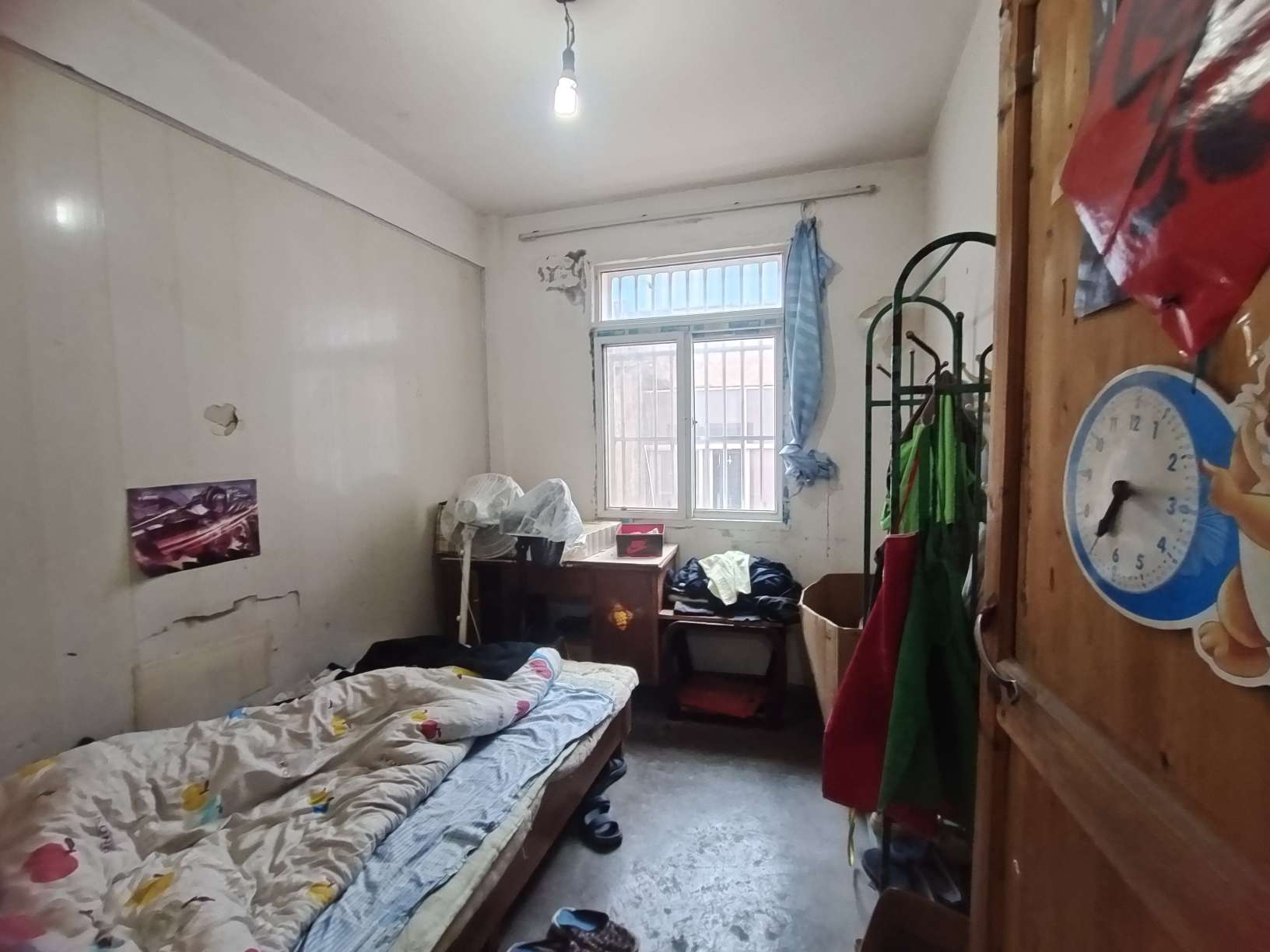 天宝花园 93平 三室两厅 学区房 采光好 配套齐全 简装_3