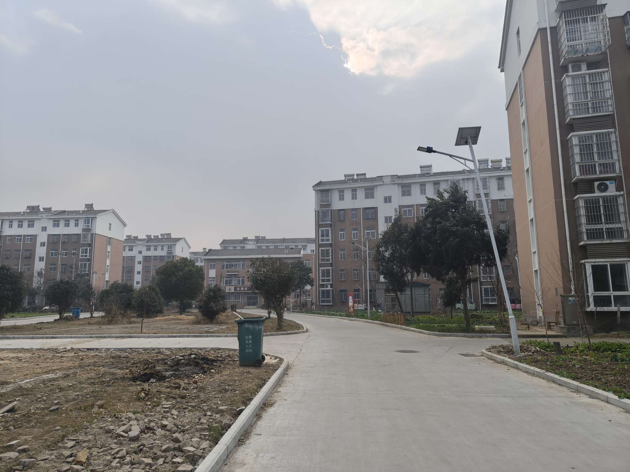杨柳新村 105平 南向大三居 毛坯 学区房 配套齐全_13