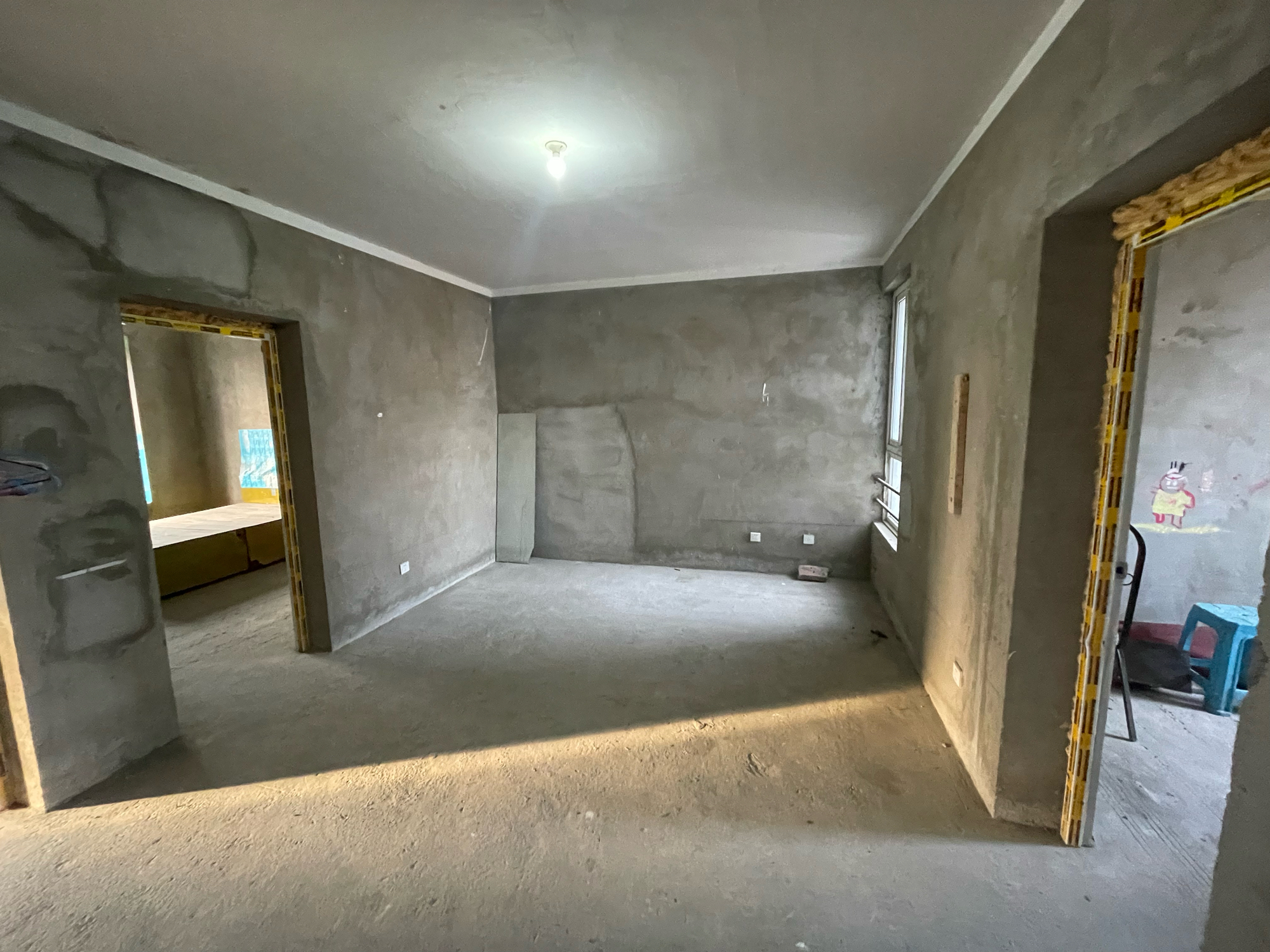 出售 毕家岗 新建村A区 3室2厅毛坯出售_2
