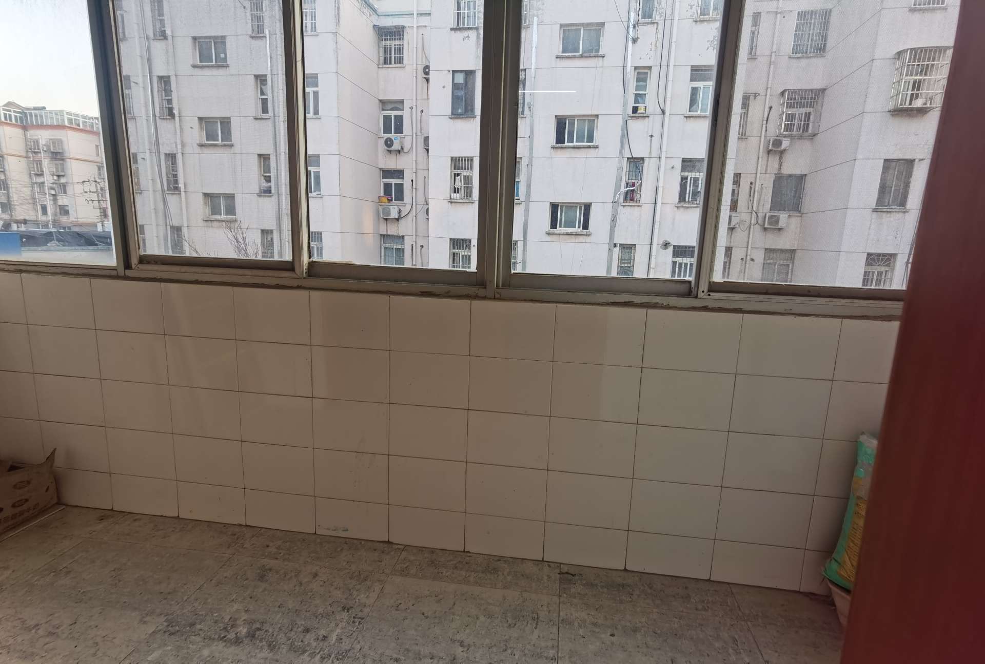 广场小区精装3室朝南 洞二小本部学区未用_8