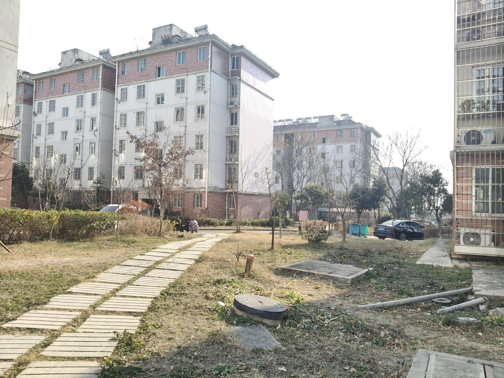 唐家山庄两室两厅毛坯电梯房采光好，价格优美_8