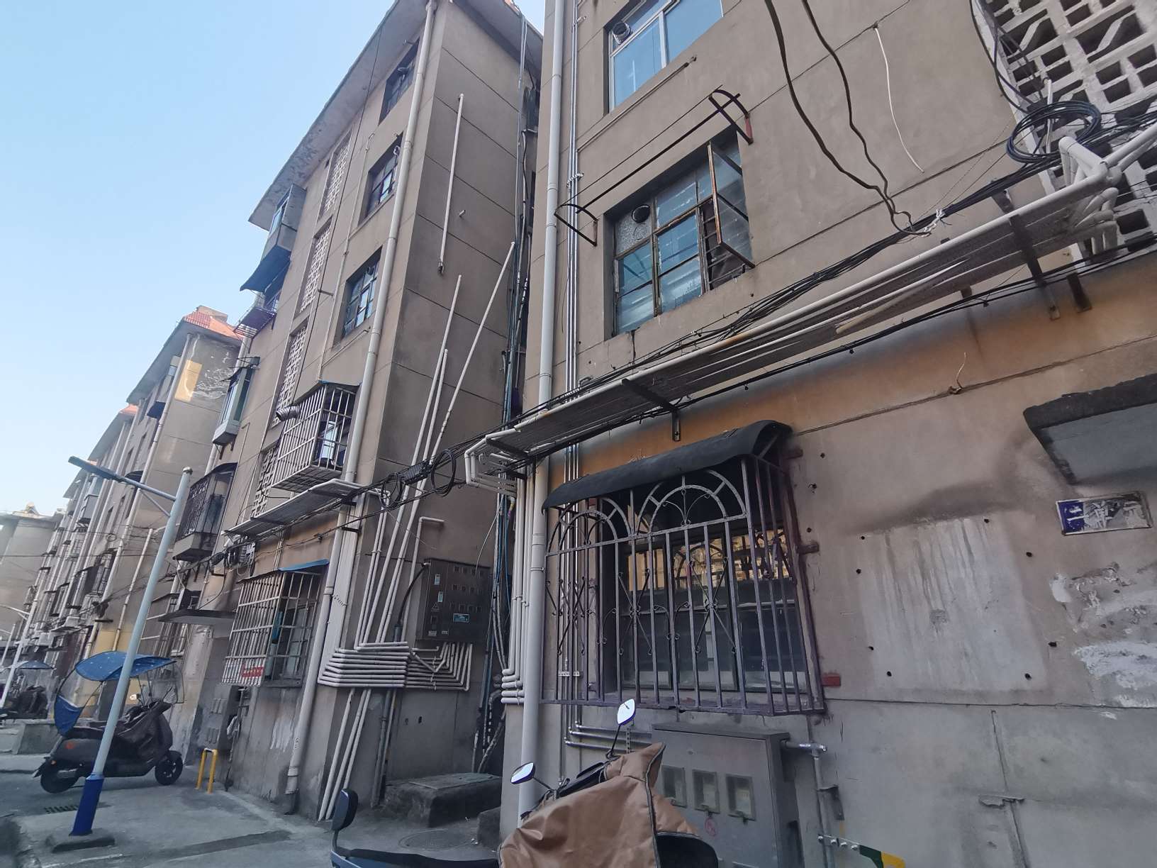 蓝天小区 63平 简装两室一厅 交通便利 采光好_9