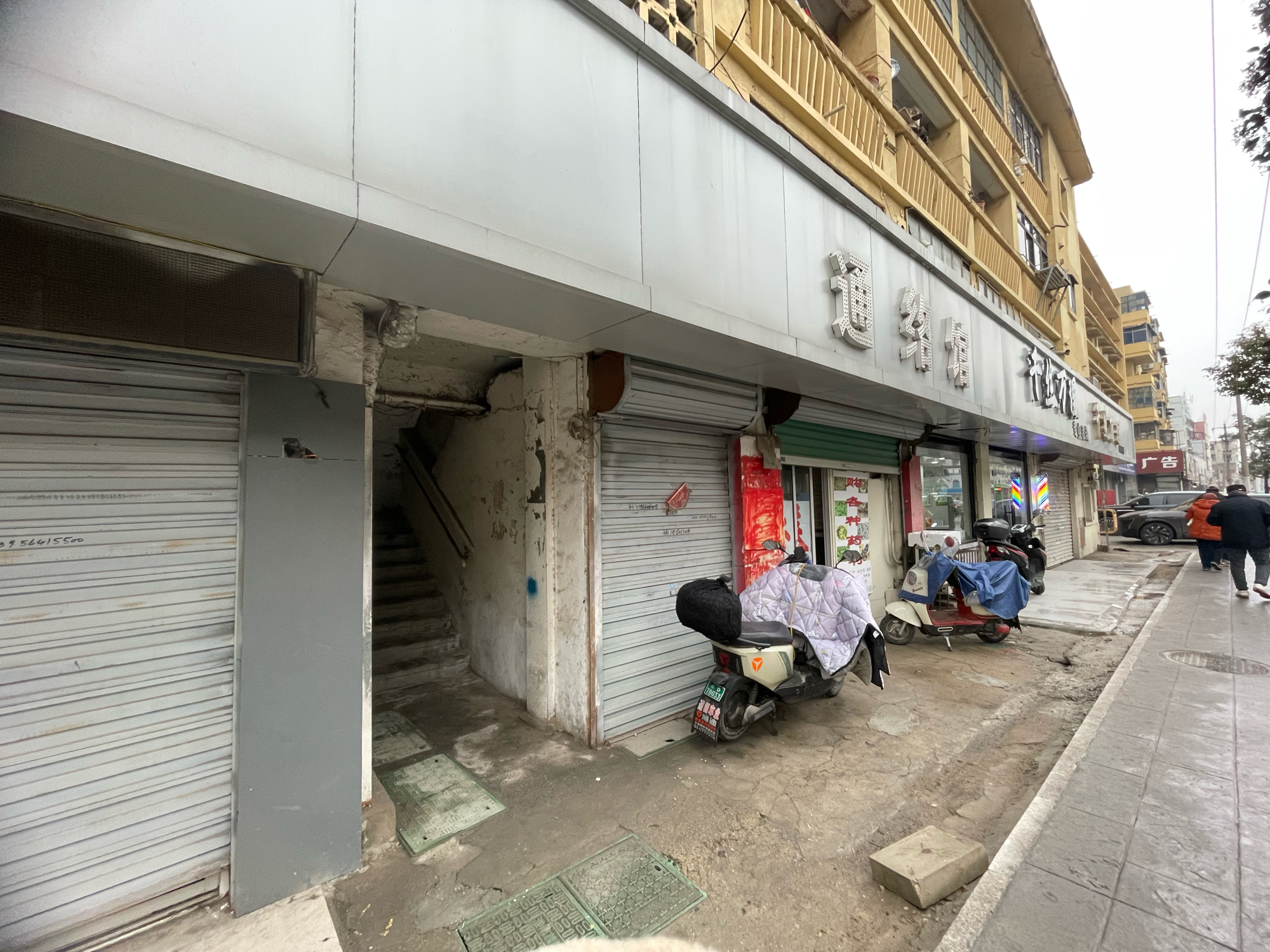 泉山村 71平 两室一厅 简装出租 采光好交通便利_10