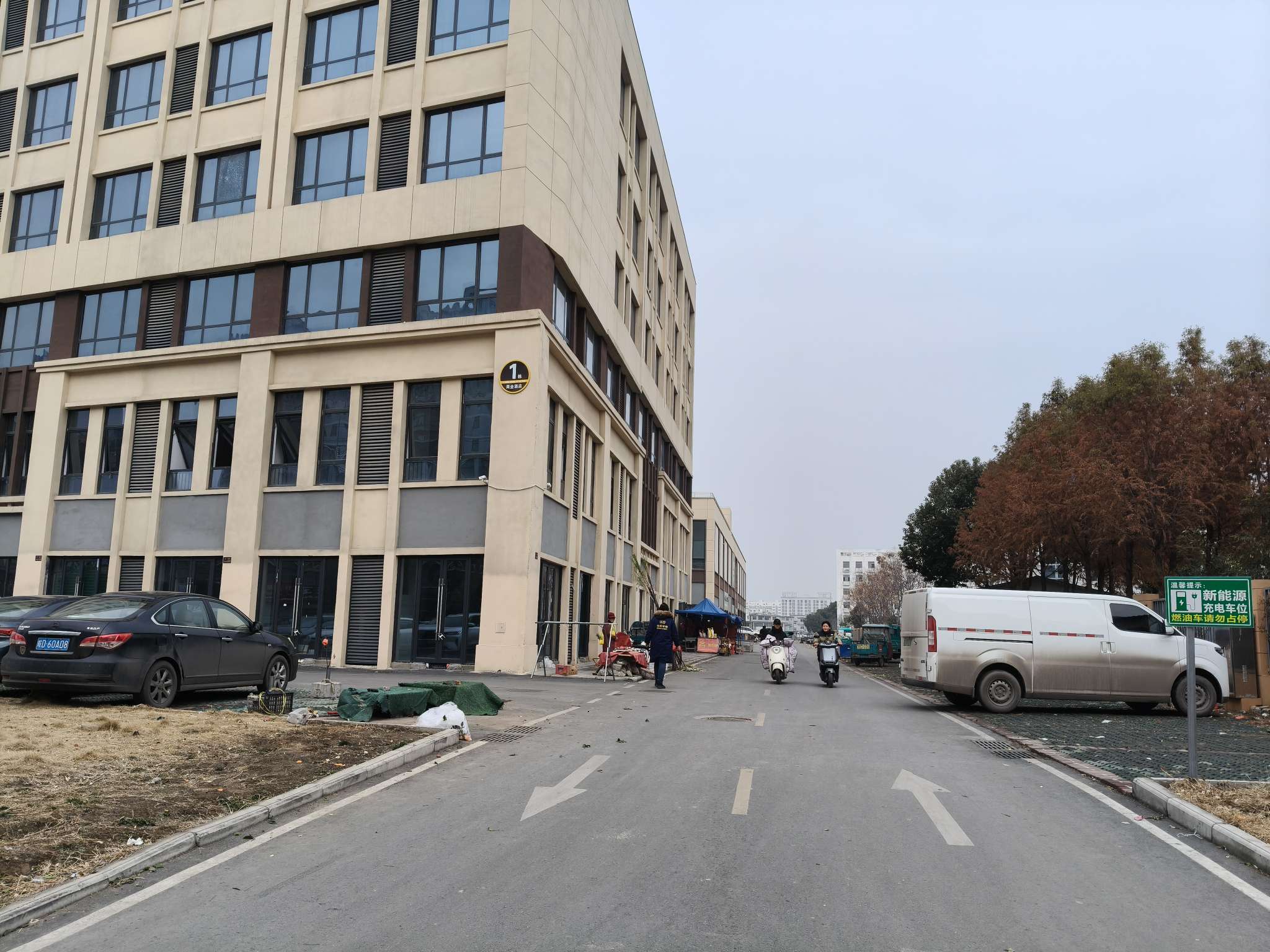 万盛阳光城市 92平临街旺铺 优质地段 人流密集 有外摆区_5