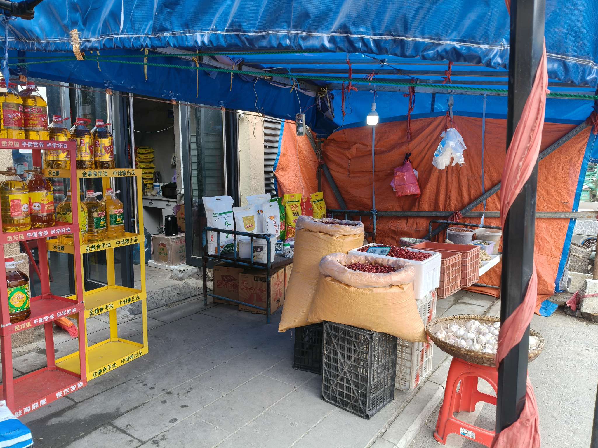 万盛阳光城市 92平临街旺铺 优质地段人流密集 有外摆区可用明火_8