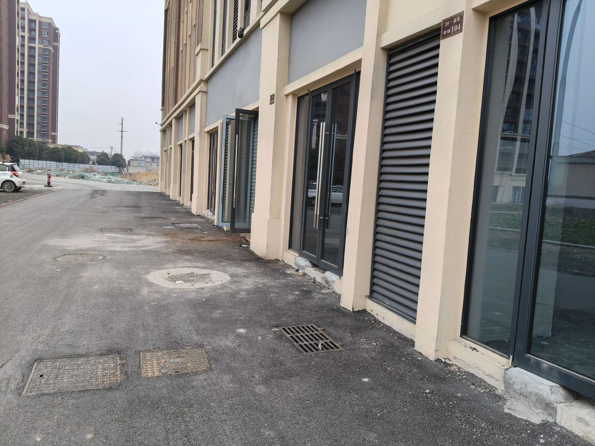 万盛阳光城市 143平临街旺铺 人流密集 有外摆区可用明火_4