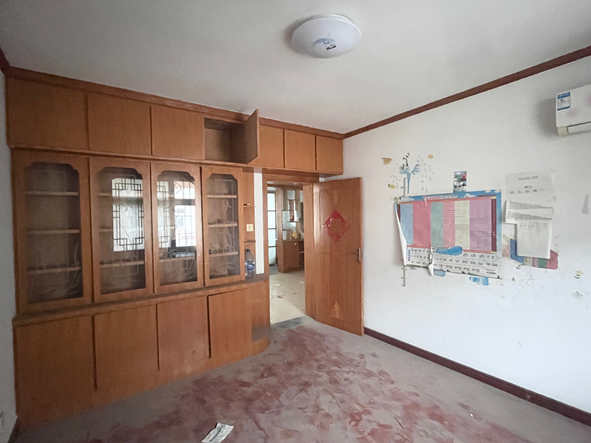 市场新村2室2厅简装出售_4