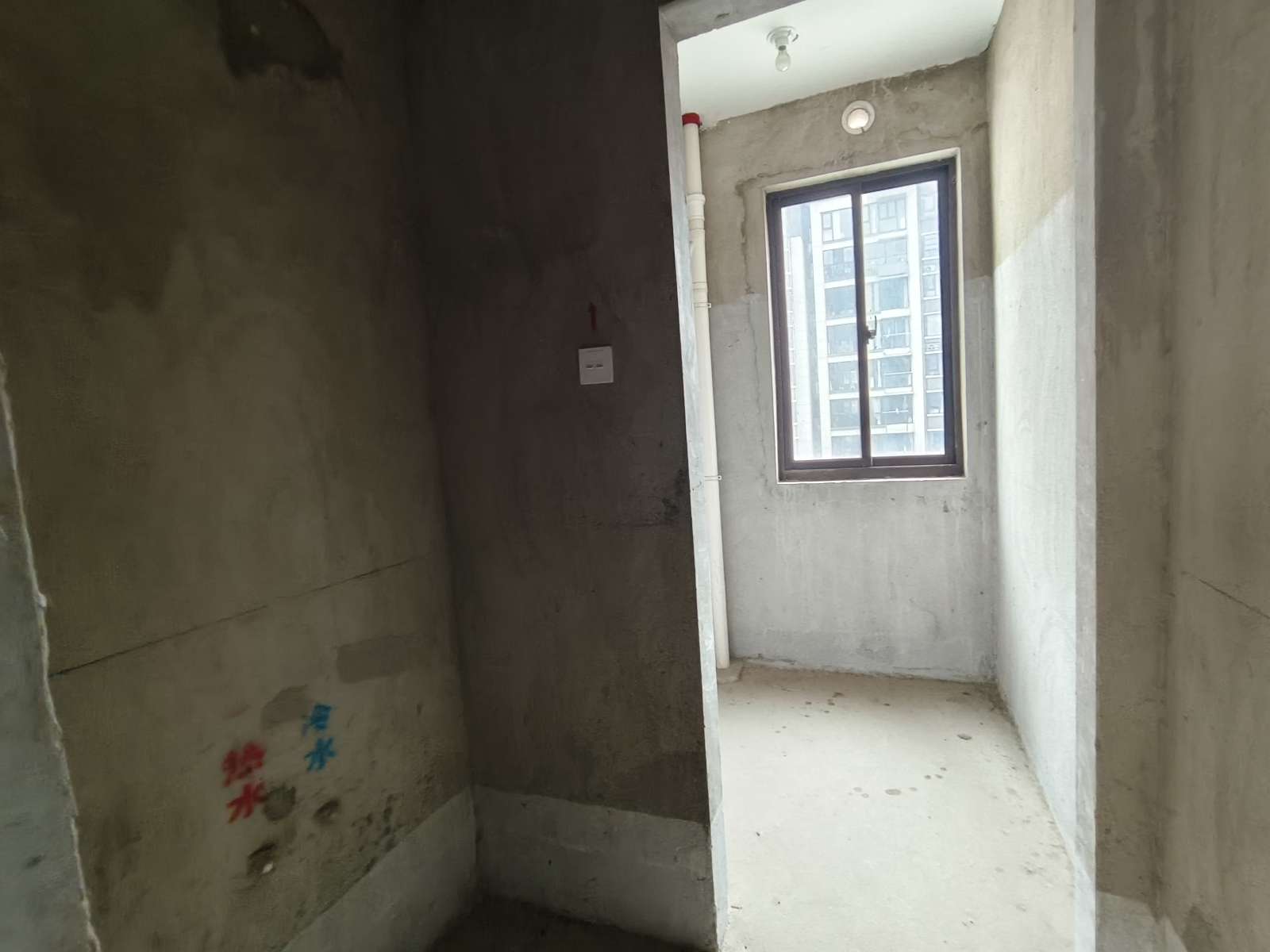 寿州府 127平 四室两厅 满两年 交通便利 普装好房_9