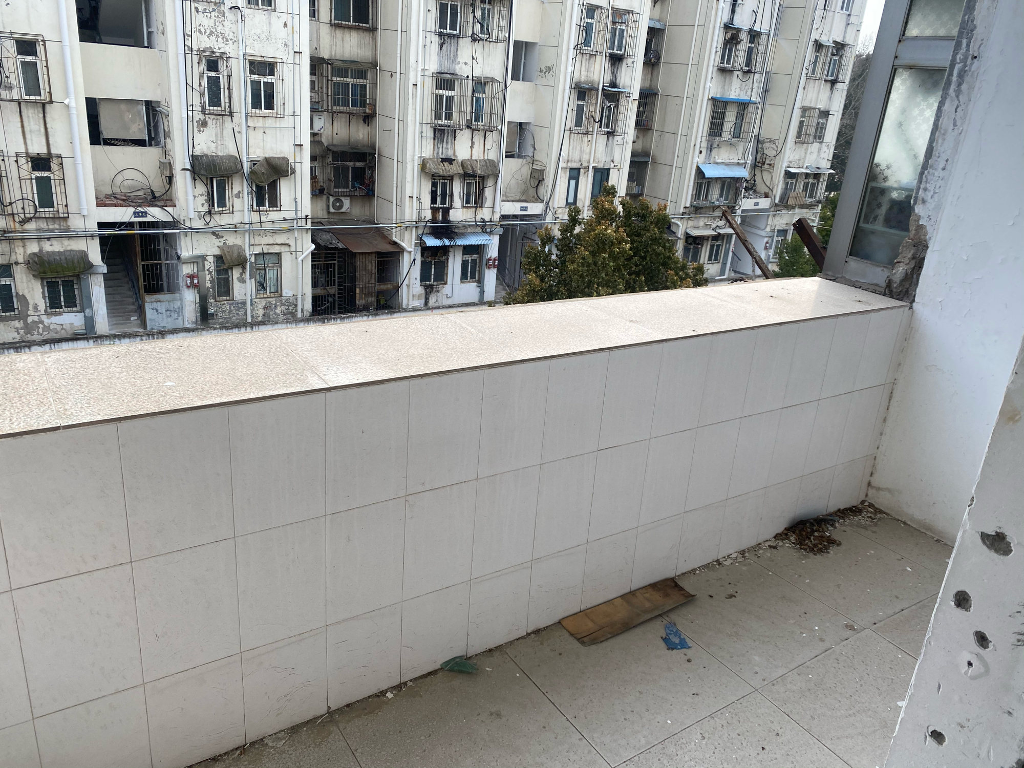 铁路新村东村吉房出售_5