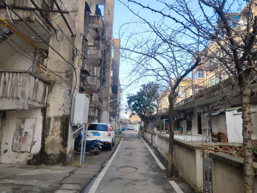 春申北苑 54平 两室一厅 交通便利 满两年 简装出租_11
