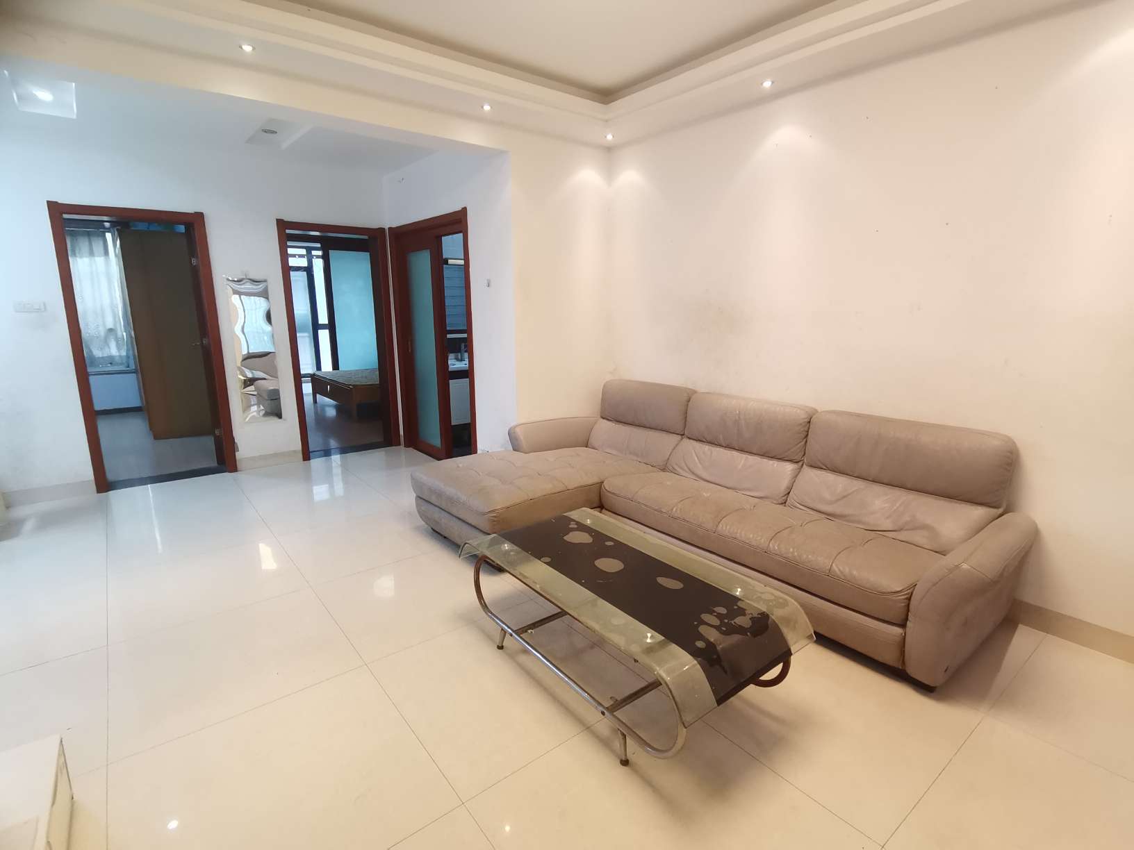 优山美地 2室2厅 简装 出租_3
