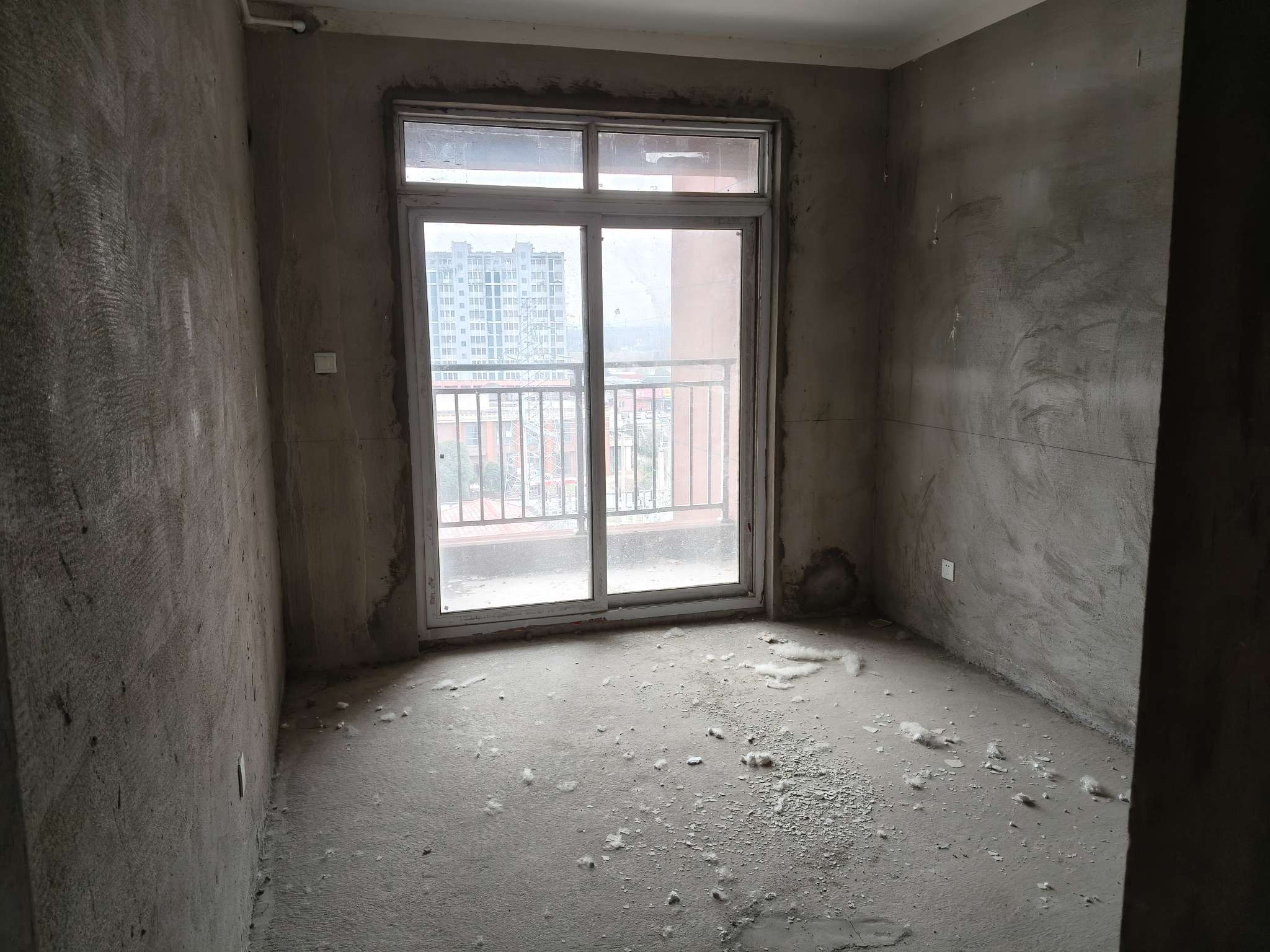 万盛阳光城市 122平三室一厅 东朝向采光好 免税学区房 随时看房_3
