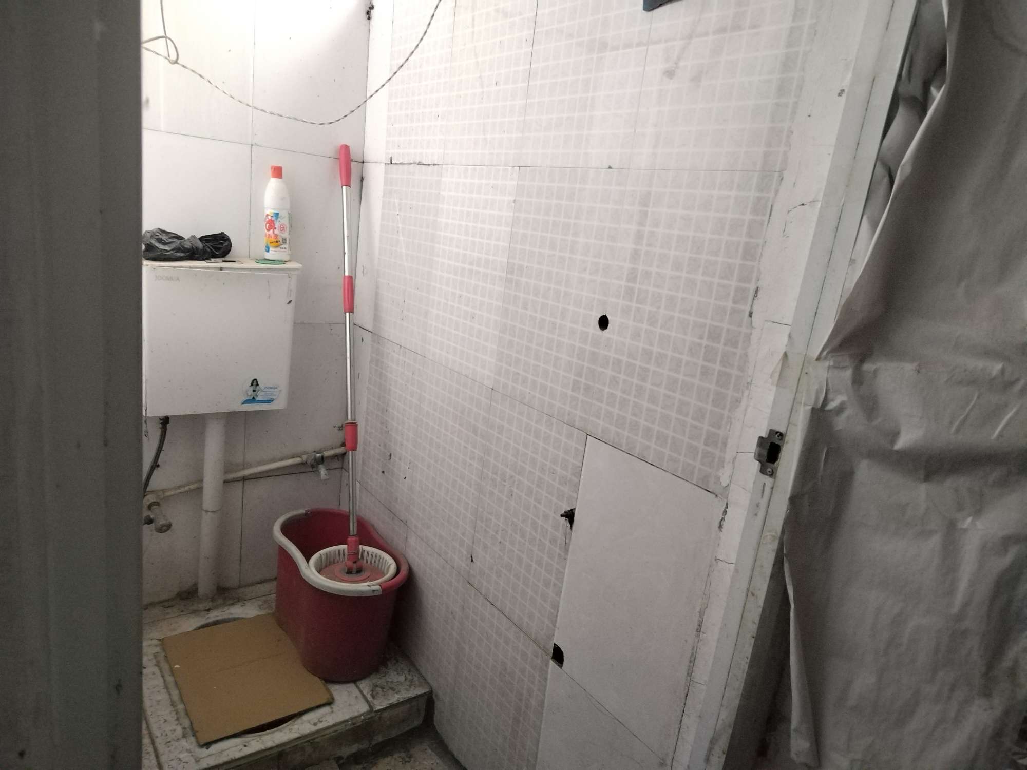 菊苑小区 95平 临街商铺 上下水 优质地段出租_4