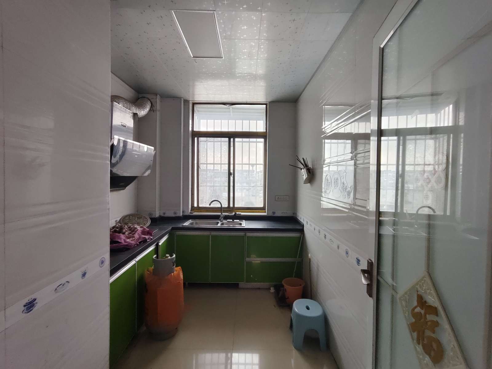 南苑 110平 南北通透两室 简装 交通便利配套全_4