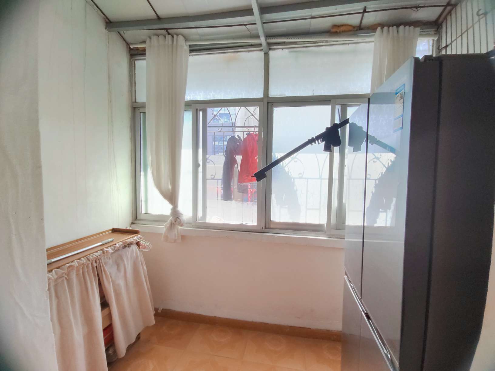 洞二小商住楼 72平 精装两室一厅 学区房满两年交通便利_9