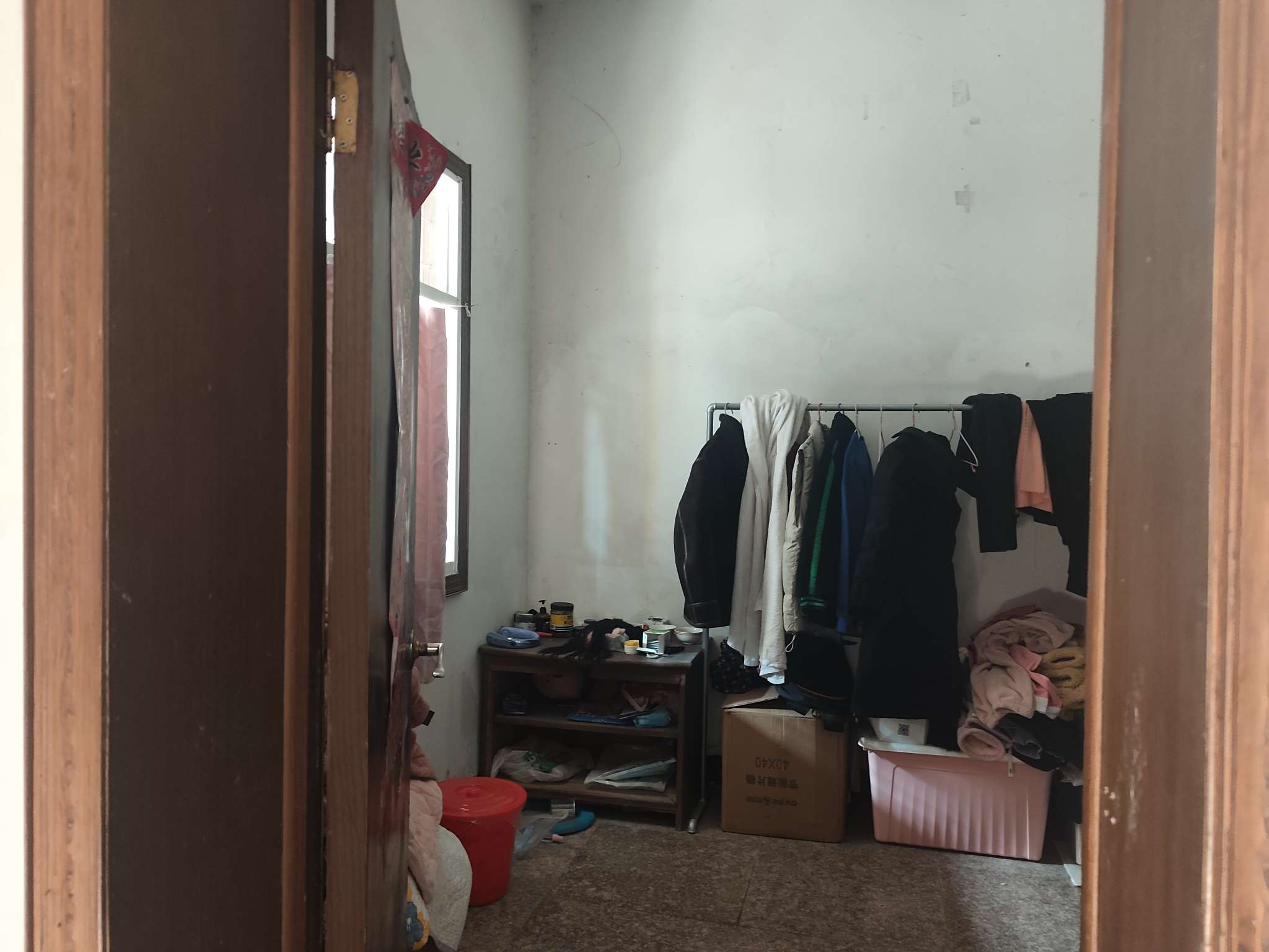 转塘社区240平 6室3厅 南向采光好 交通便利 简装出售_4