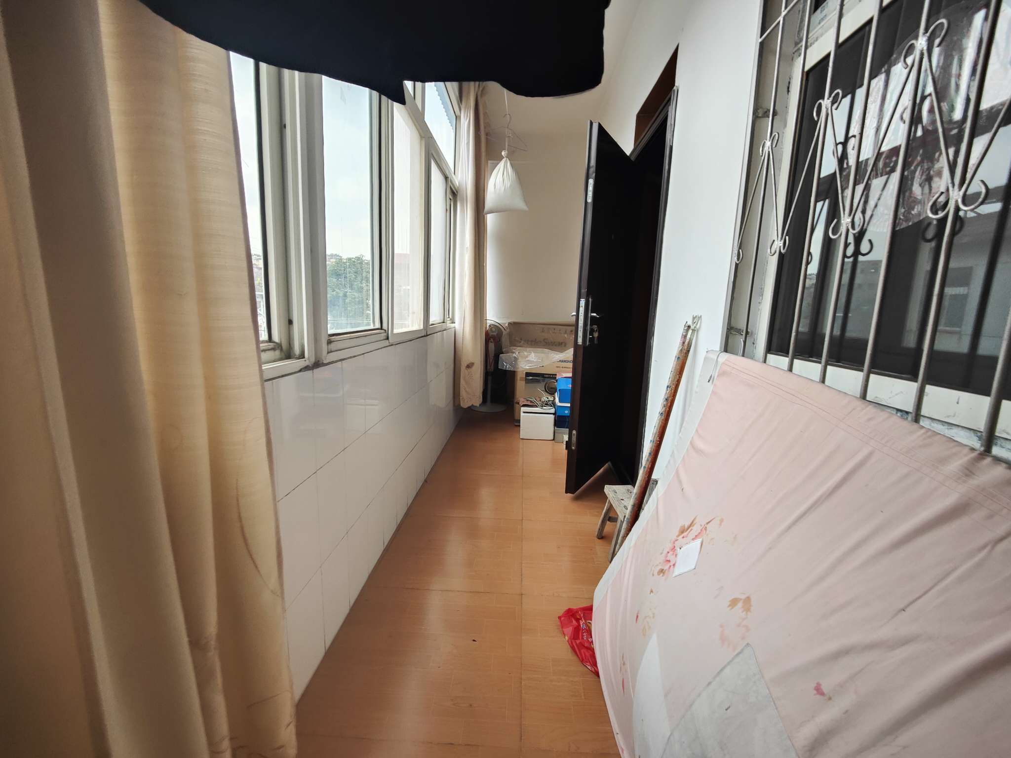 西苑小区 136平三室两厅 交通便利配套齐全 简装出租_7