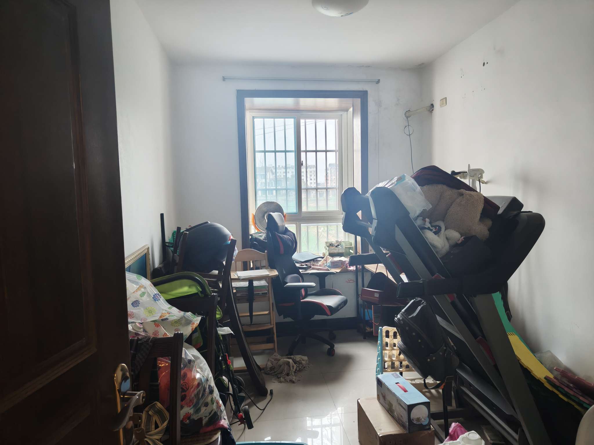 彩虹小区 102平 三室一厅 满五唯一 学区房 简装出售_7