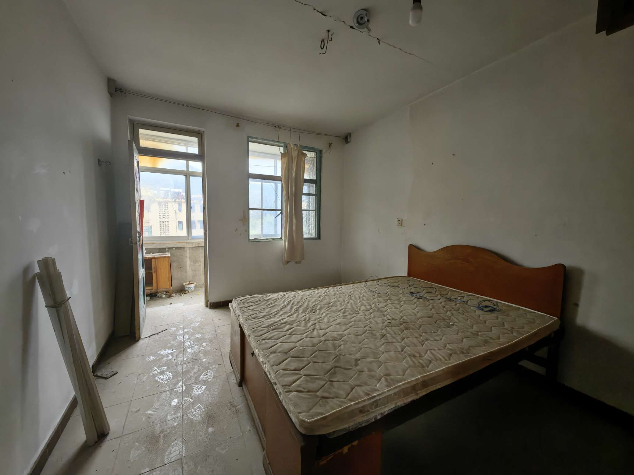 阳光村69平三室一厅 学区房 交通便利 随时看房_9
