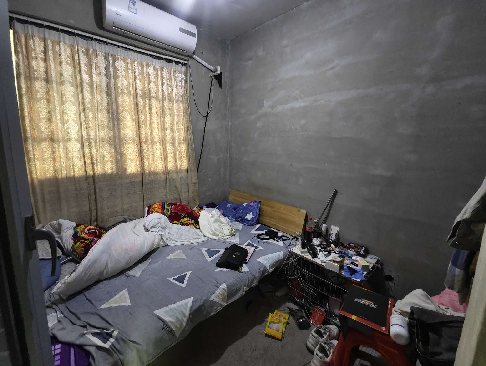书香门第 92平 三室两厅 学区房 交通便利 简装好房_9