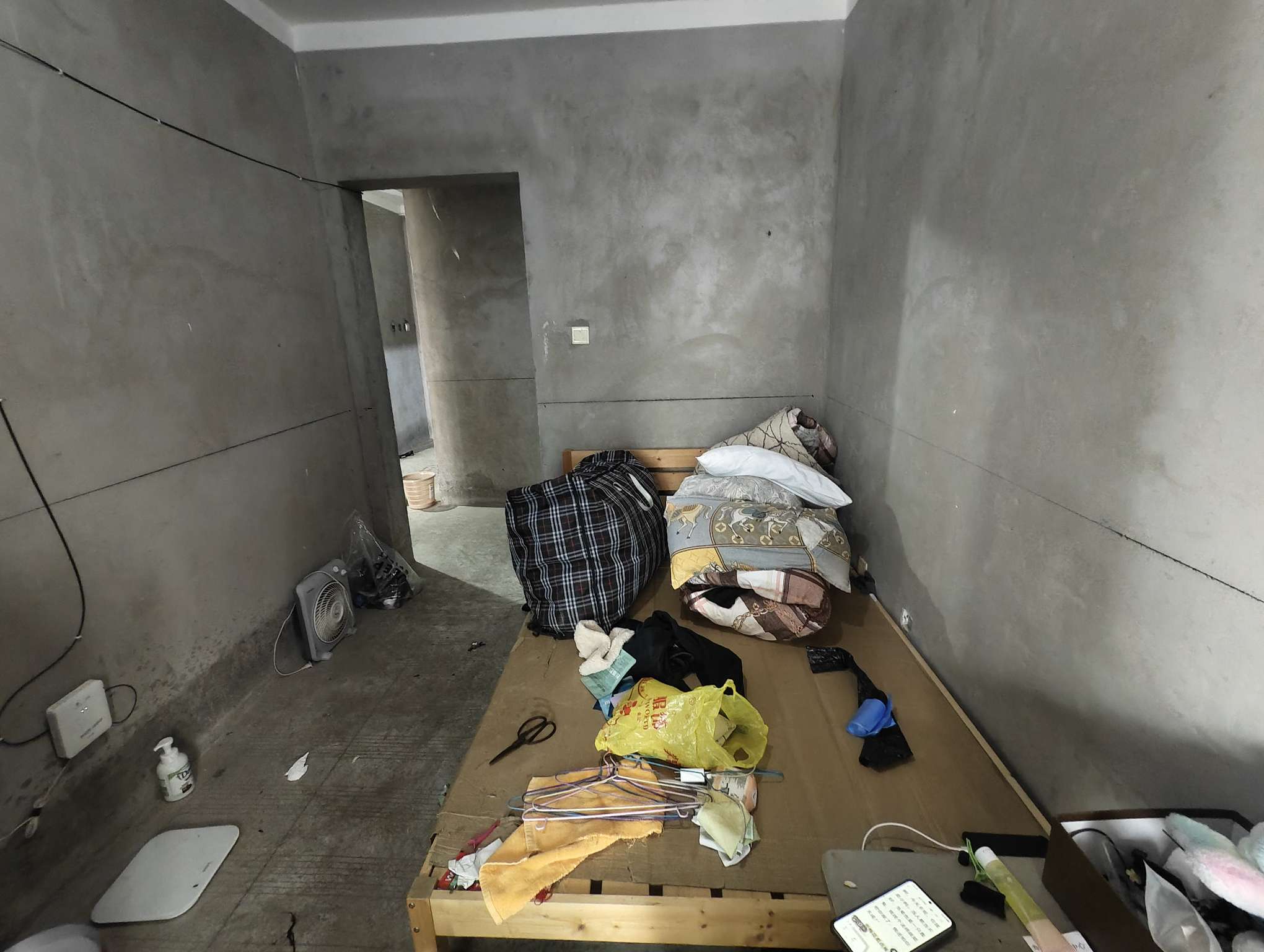 书香门第 92平 三室两厅 学区房 交通便利 简装好房_8