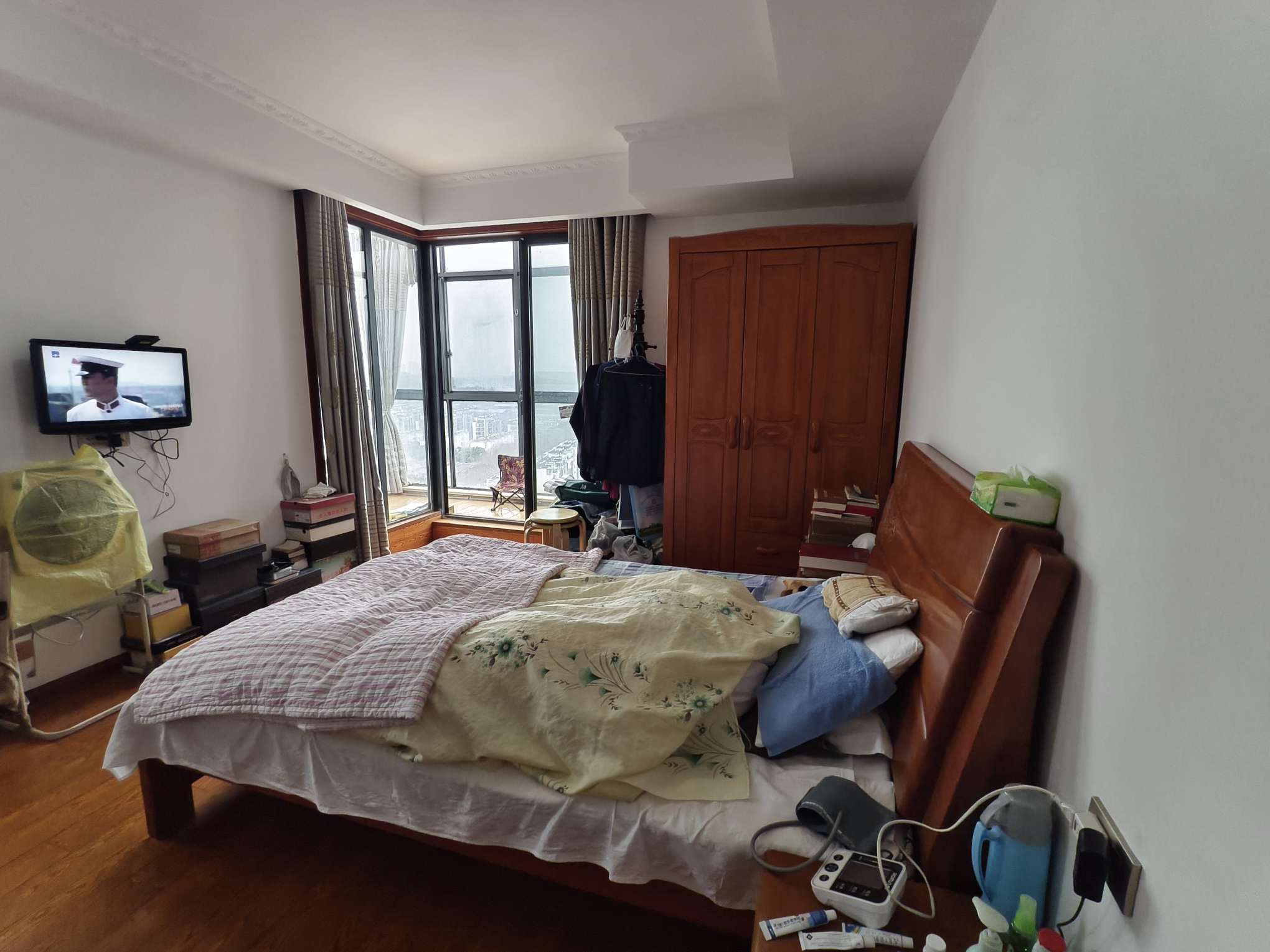 松石居5室2厅，精装修，家电齐全，金岭校区，好房出售_18