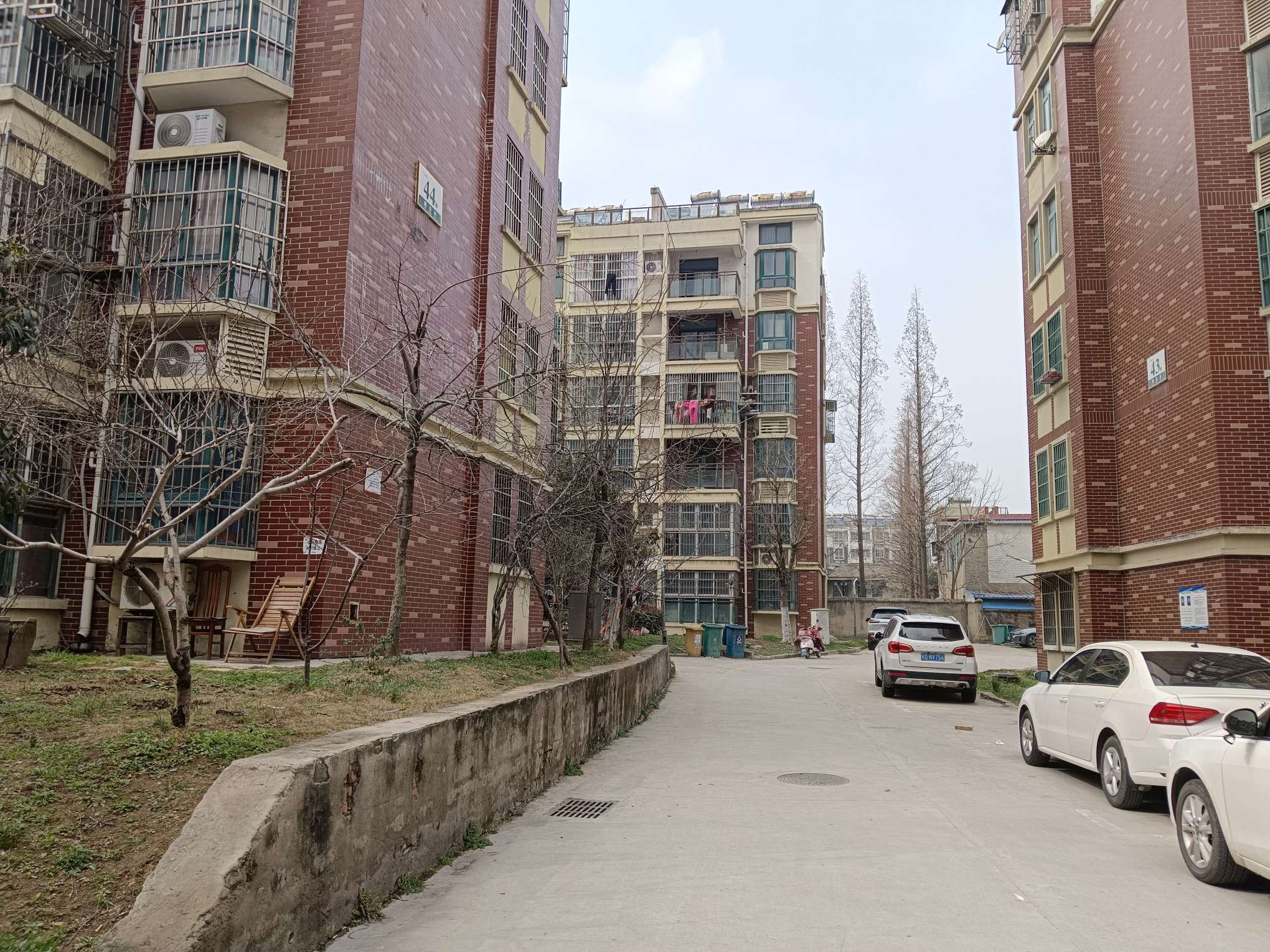 路东村 82平 三室一厅 南向采光好 交通便利随时看房_12