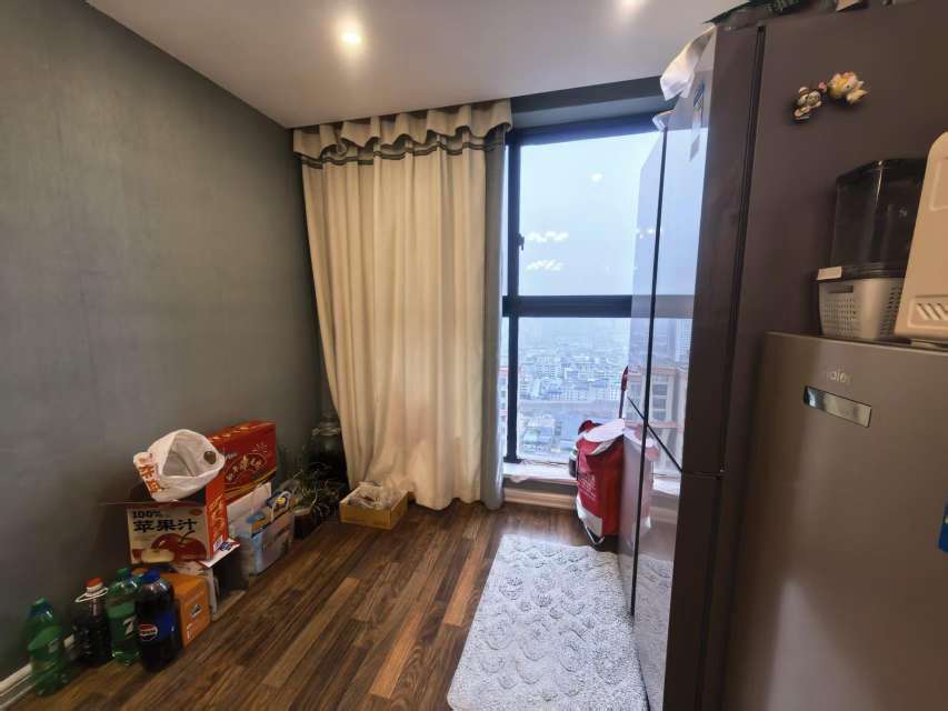 碧荷庭 125平 豪装三室 满五唯一 学区房配套齐全_9